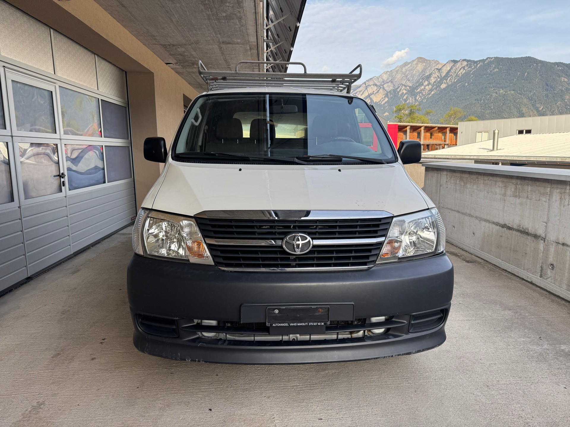 TOYOTA Hiace D-4D Kombi/Werk 4WD-image-1