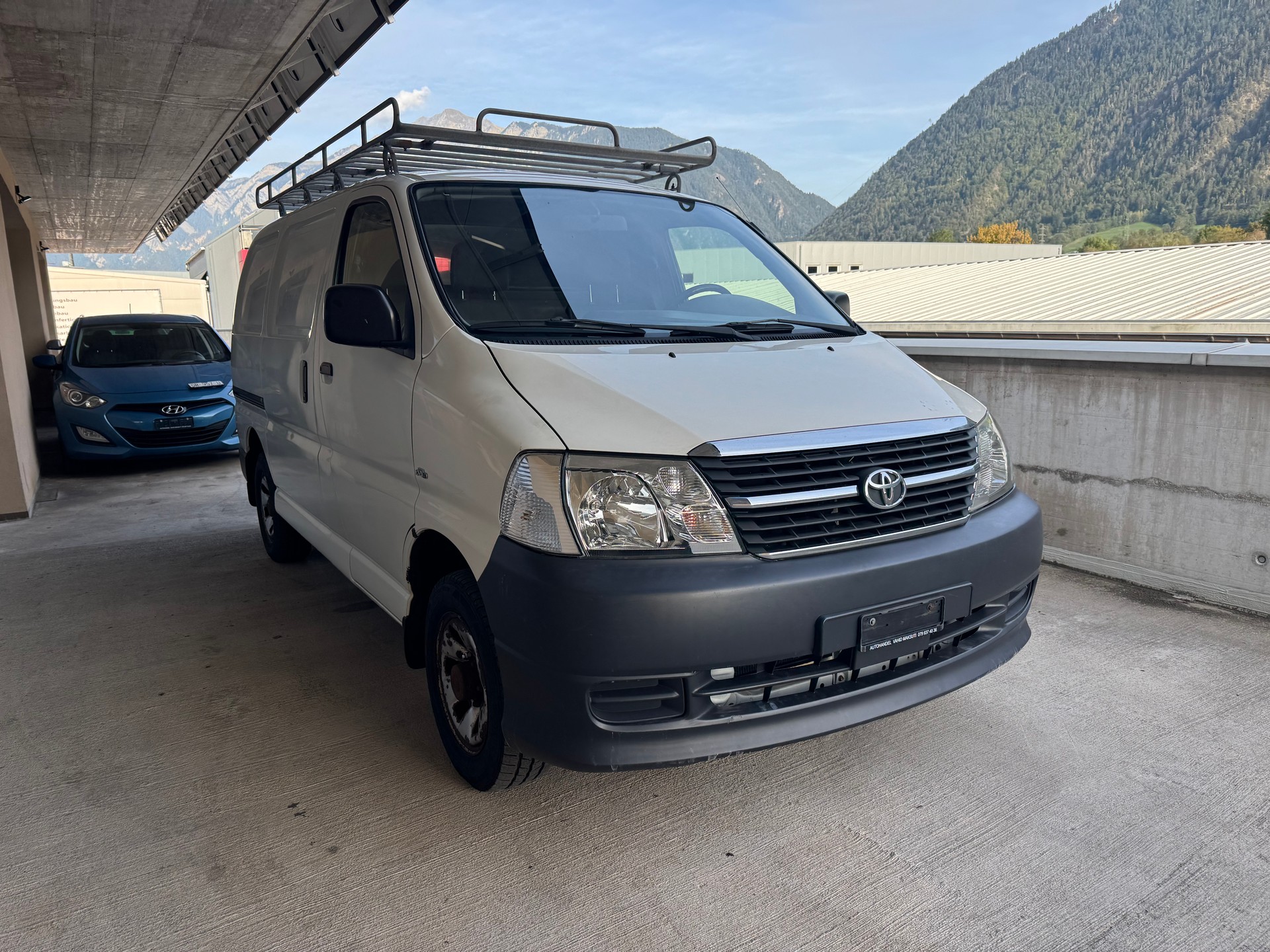 TOYOTA Hiace D-4D Kombi/Werk 4WD-image-2