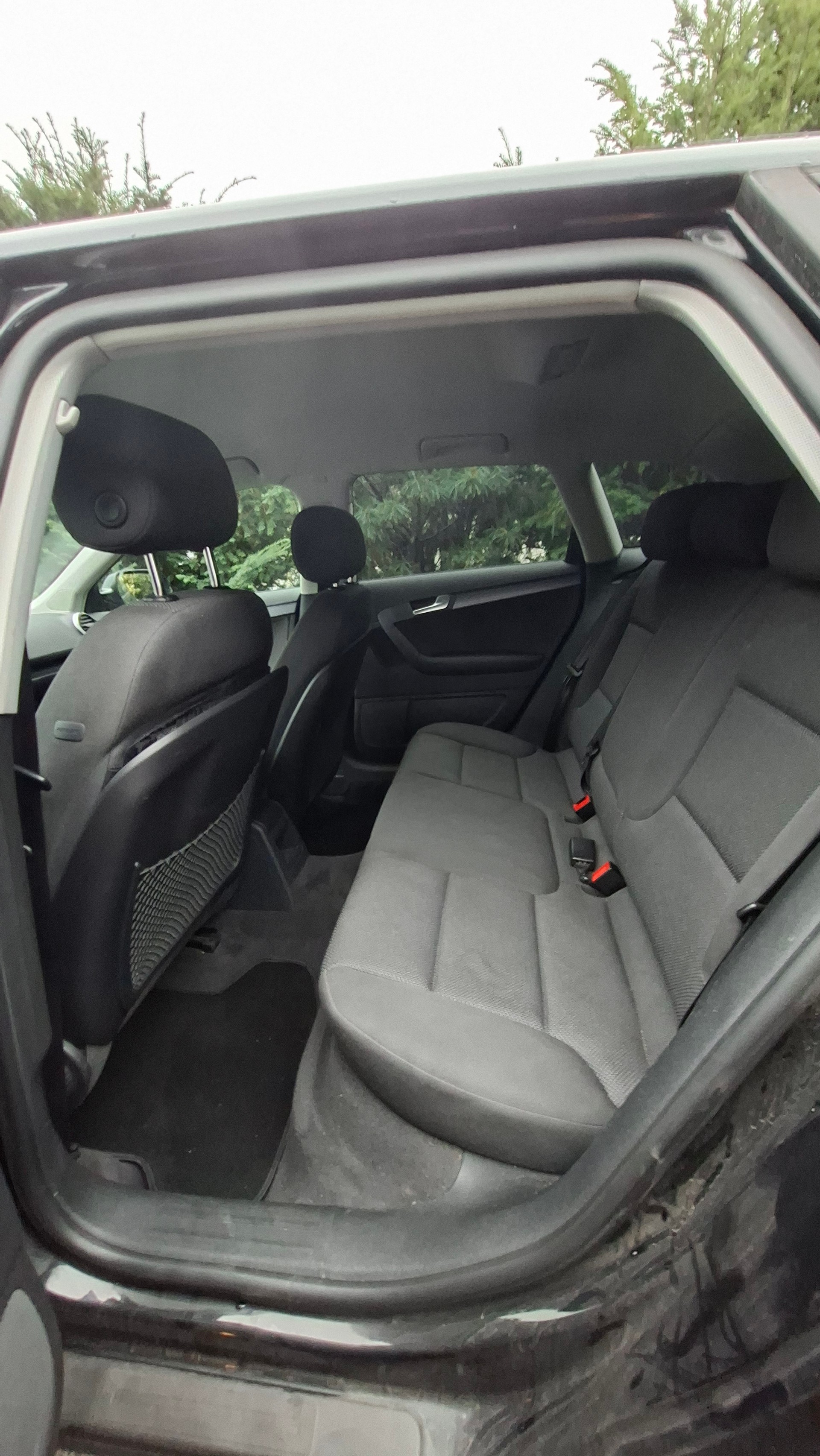 AUDI 1.4 T FSI Attraction-image-4