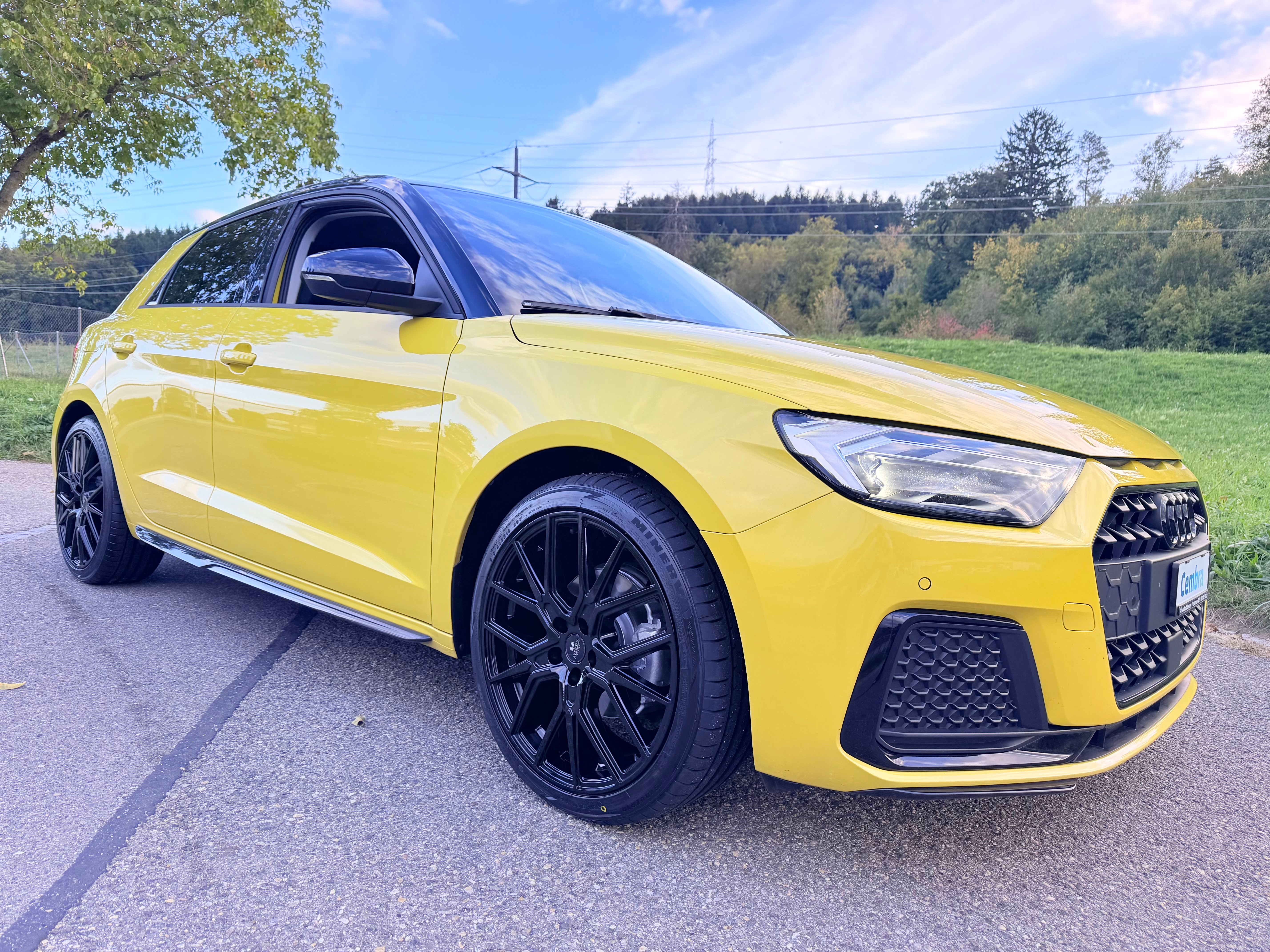 Car photo