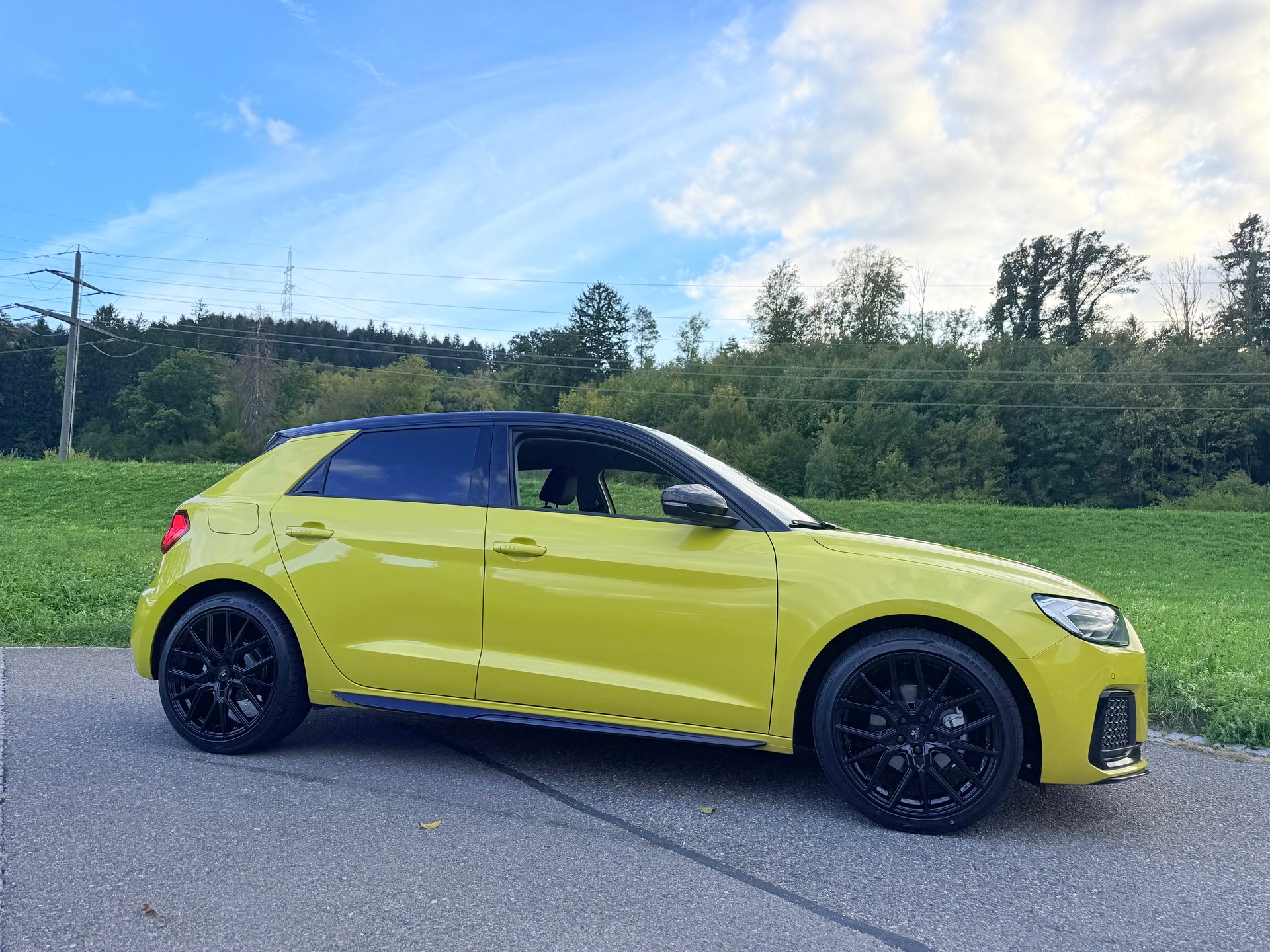 AUDI A1 "SPORTBACK" 30 TFSI 6 GANG SPORT GETRIEBE. VOLL OPTIONEN.CH WAGEN. NEUE 18" ALU RÄDER + WINTERRÄDER. NETTO PREIS 14`900.- !!-image-39