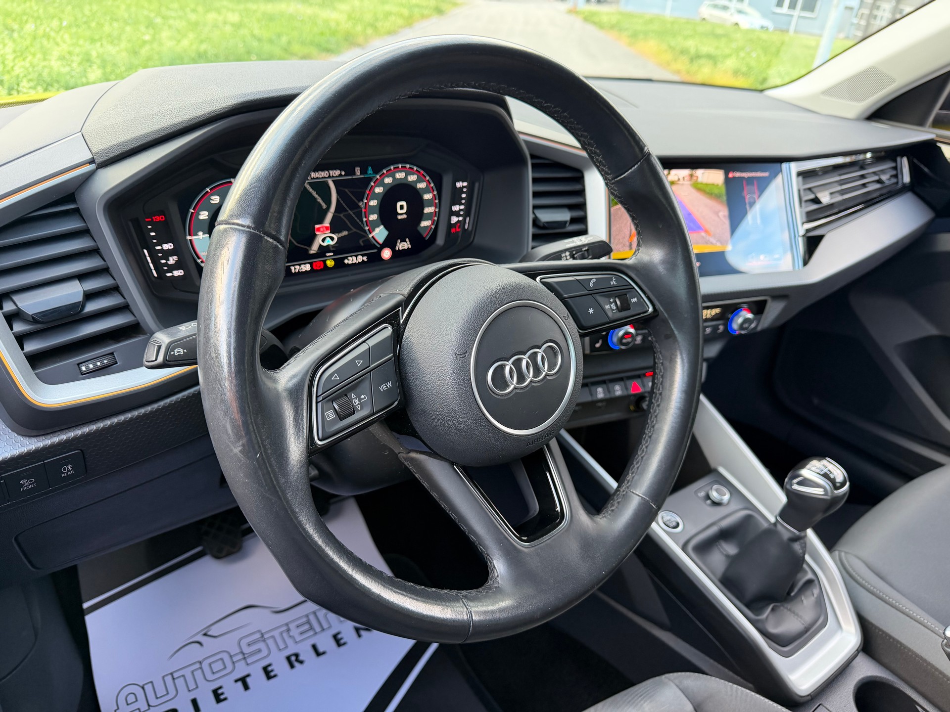 AUDI A1 "SPORTBACK" 30 TFSI 6 GANG SPORT GETRIEBE. VOLL OPTIONEN.CH WAGEN. NEUE 18" ALU RÄDER + WINTERRÄDER. NETTO PREIS 14`900.- !!-image-36