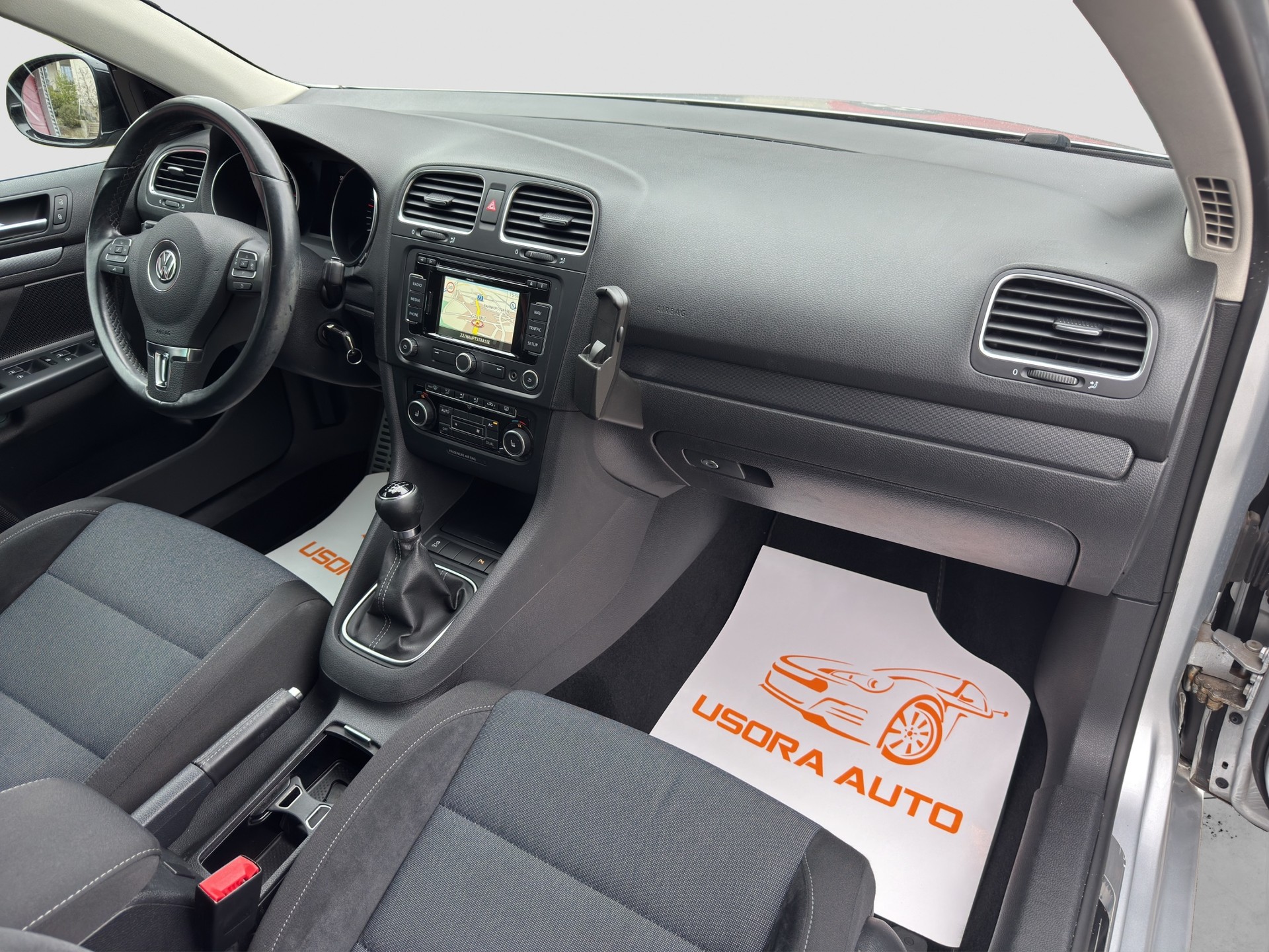 VW GOLF-image-13