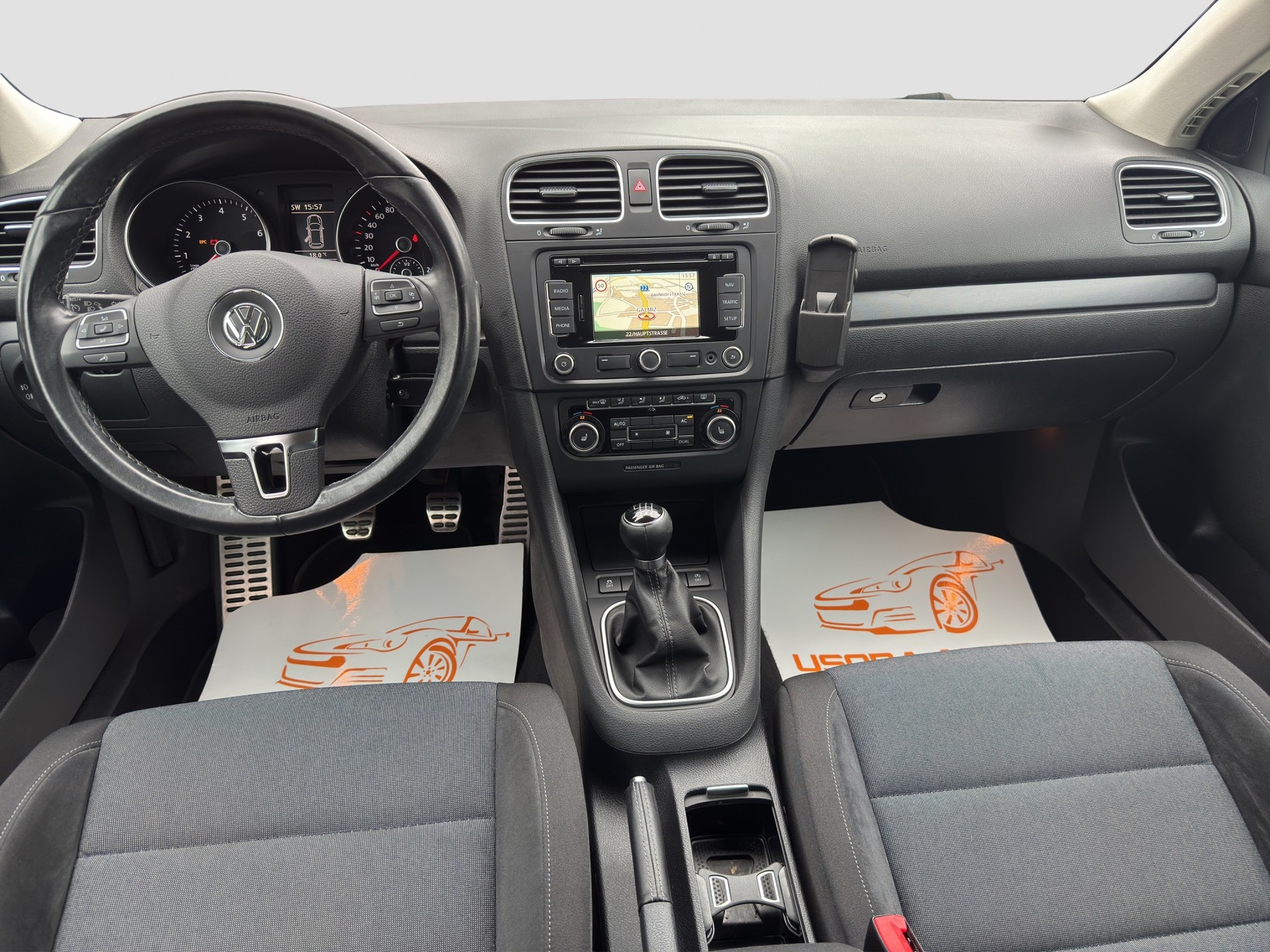 VW GOLF-image-9