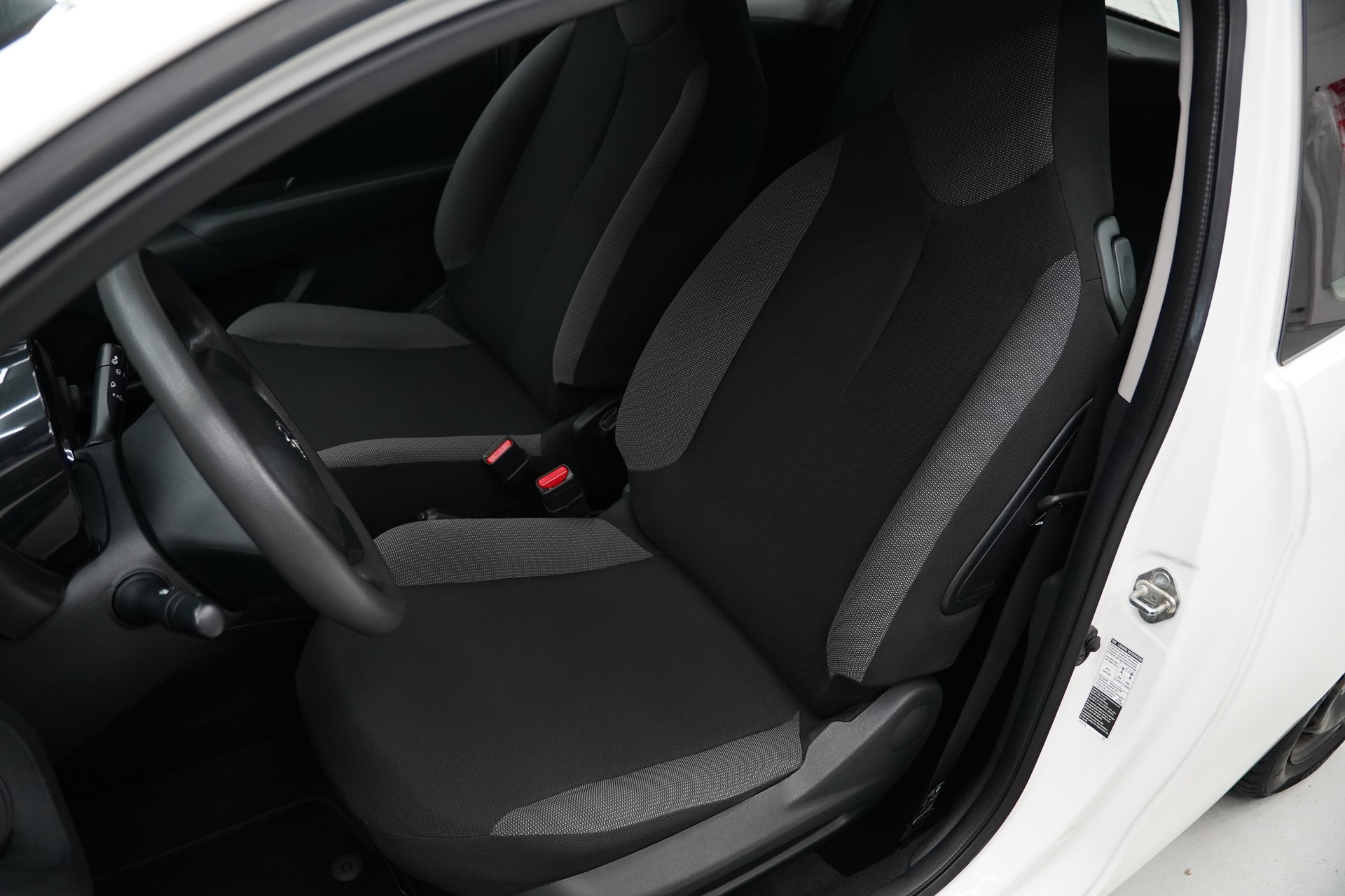 PEUGEOT 108 e-1.0 VTi Stop&Start Active Top-image-15