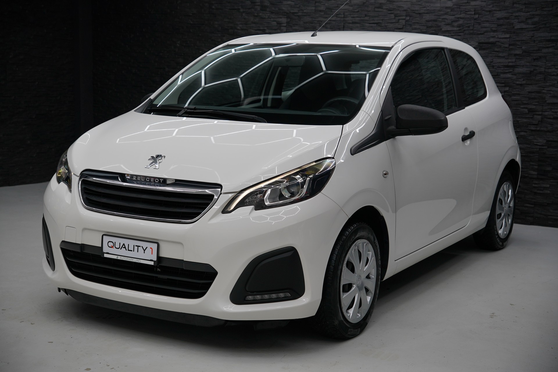 PEUGEOT 108 e-1.0 VTi Stop&Start Active Top-image-2