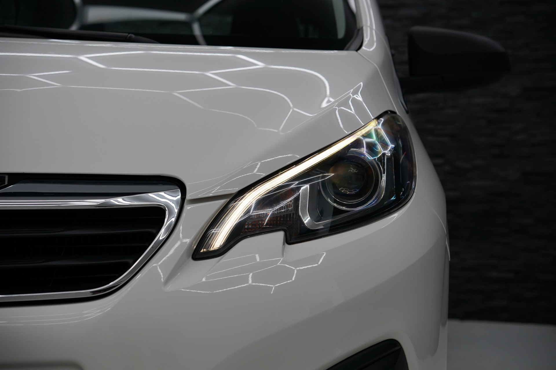 PEUGEOT 108 e-1.0 VTi Stop&Start Active Top-image-6