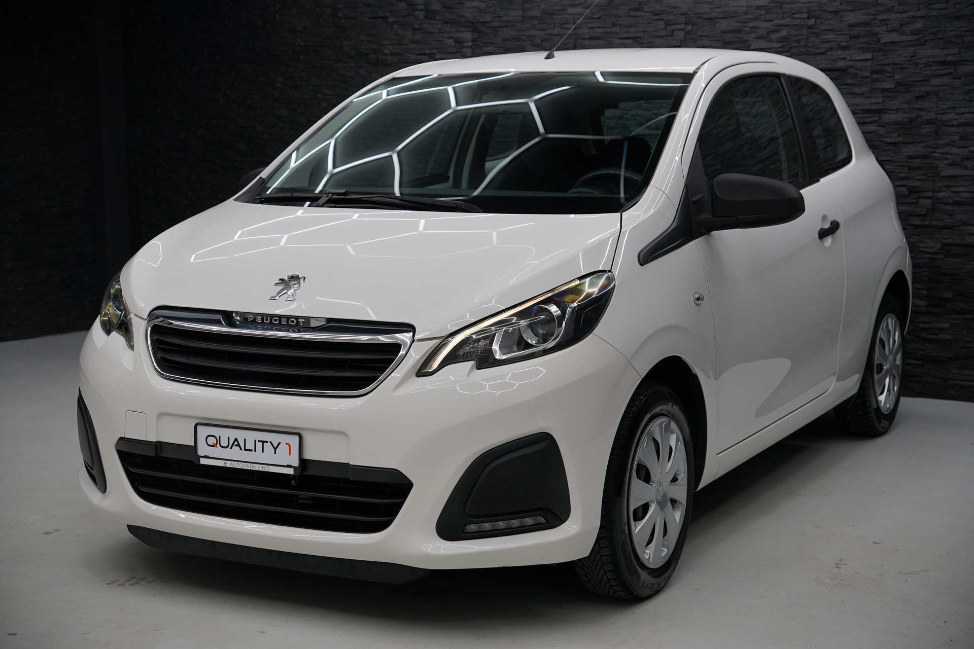 PEUGEOT 108 e-1.0 VTi Stop&Start Active Top-image-2