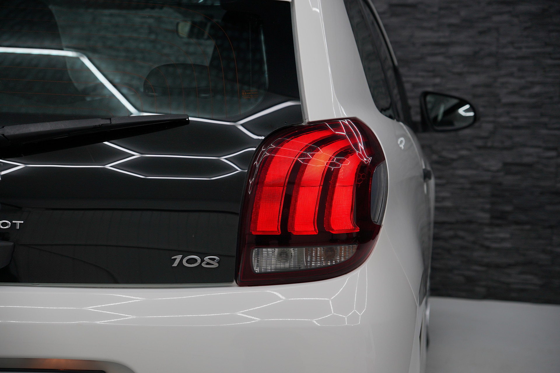 PEUGEOT 108 e-1.0 VTi Stop&Start Active Top-image-7