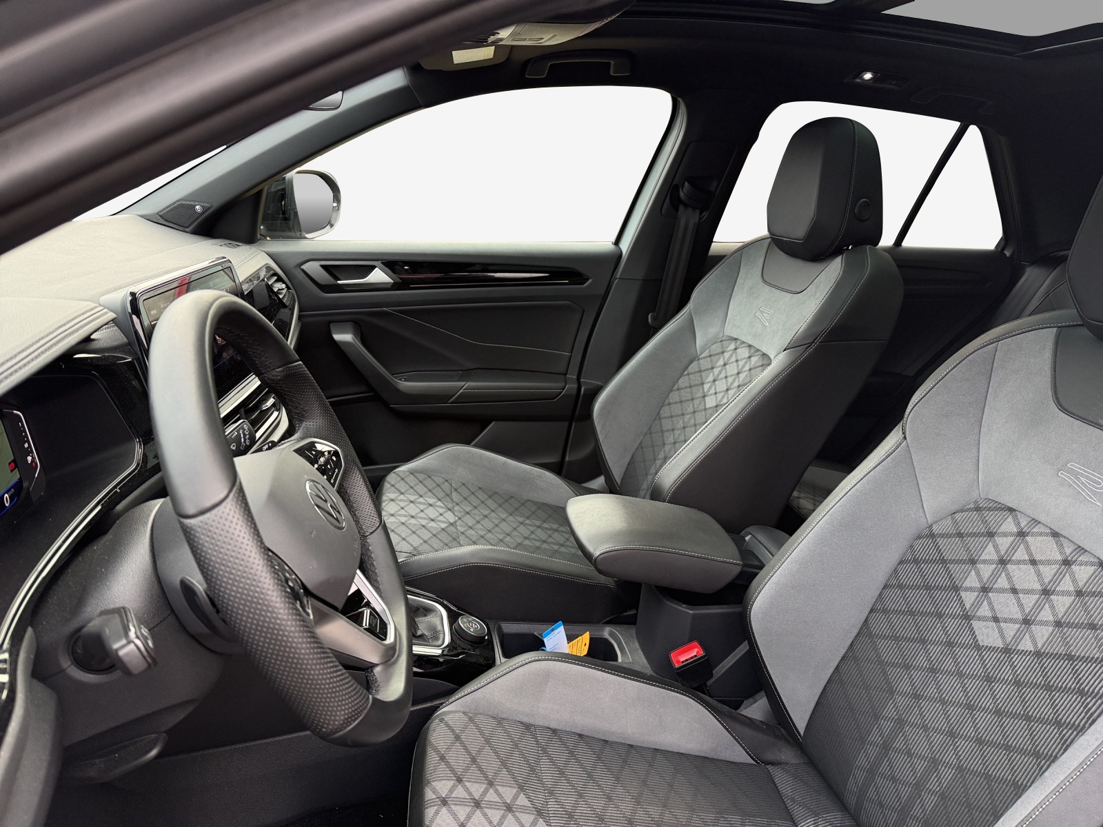 VW T-Roc 2.0 TSI R-Line DSG 4Motion-image-7