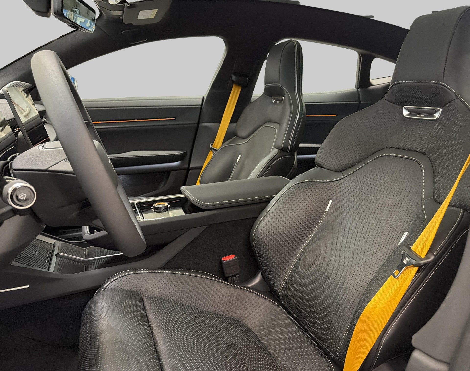 POLESTAR Polestar 5 112kWh Performance-image-10