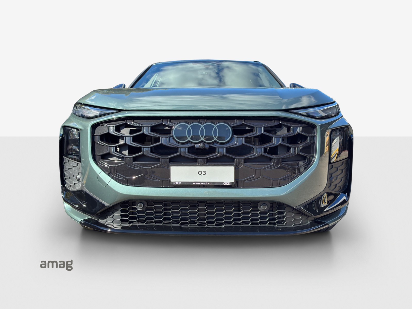 AUDI Q3 SUV 110 kW TFSI S tronic-image-6