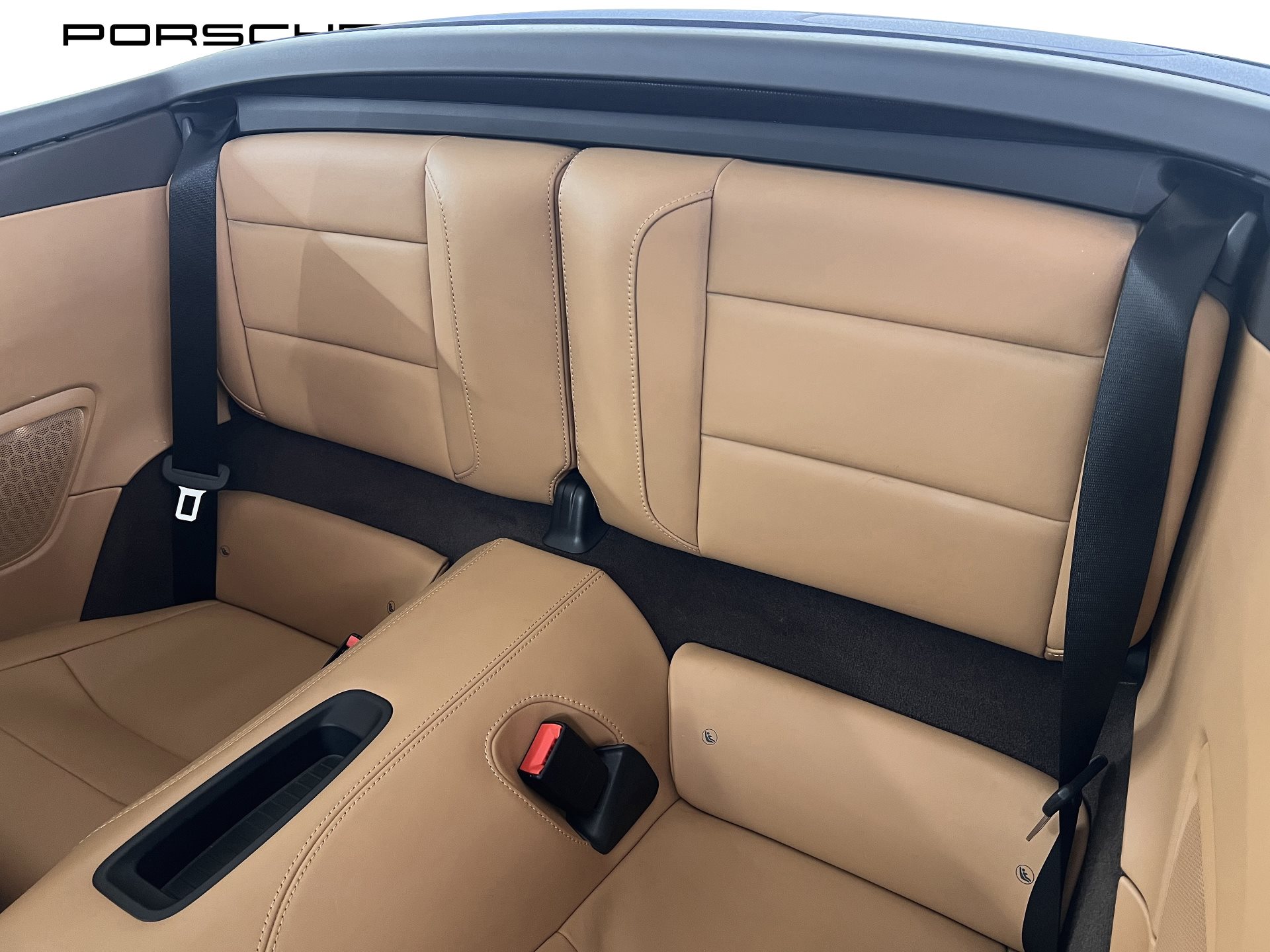 PORSCHE 911 Carrera 4S Cabriolet-image-23