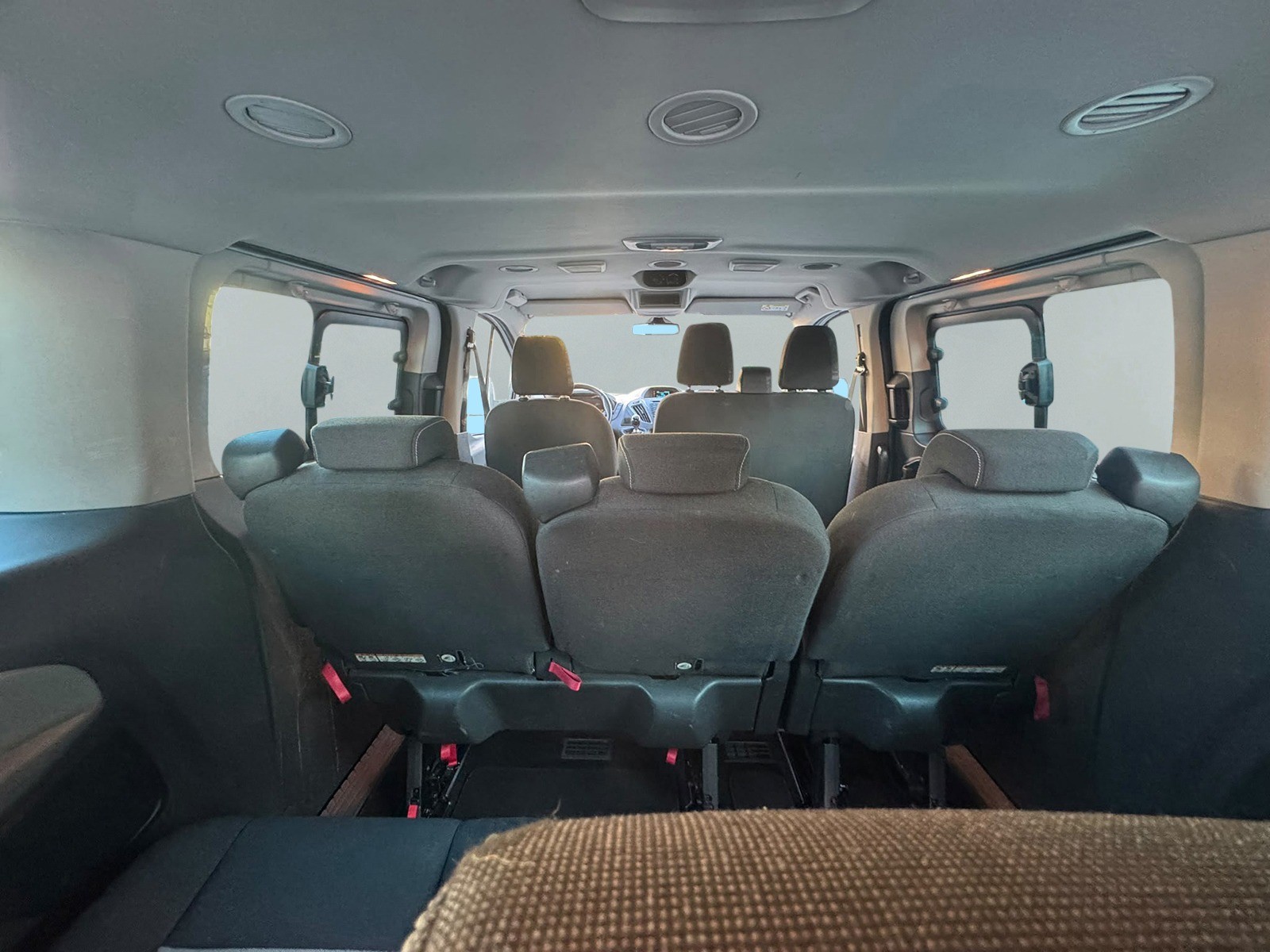 FORD Tourneo Custom 300 L1H1 Titanium-image-6
