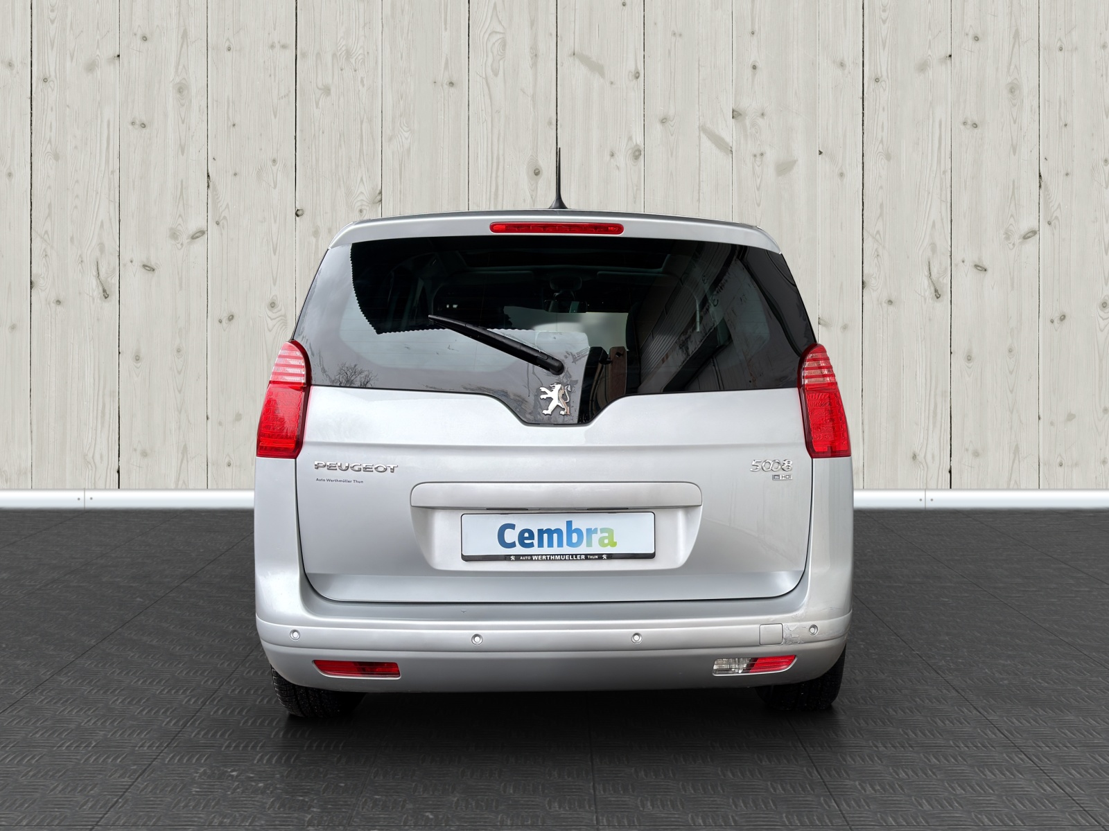 PEUGEOT 5008 1.6 HDI Business EGS6-image-5