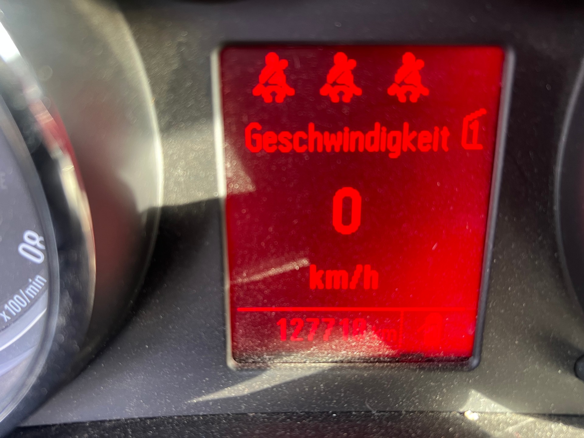 OPEL Meriva 1.4 Turbo Anniversary Edition-image-8
