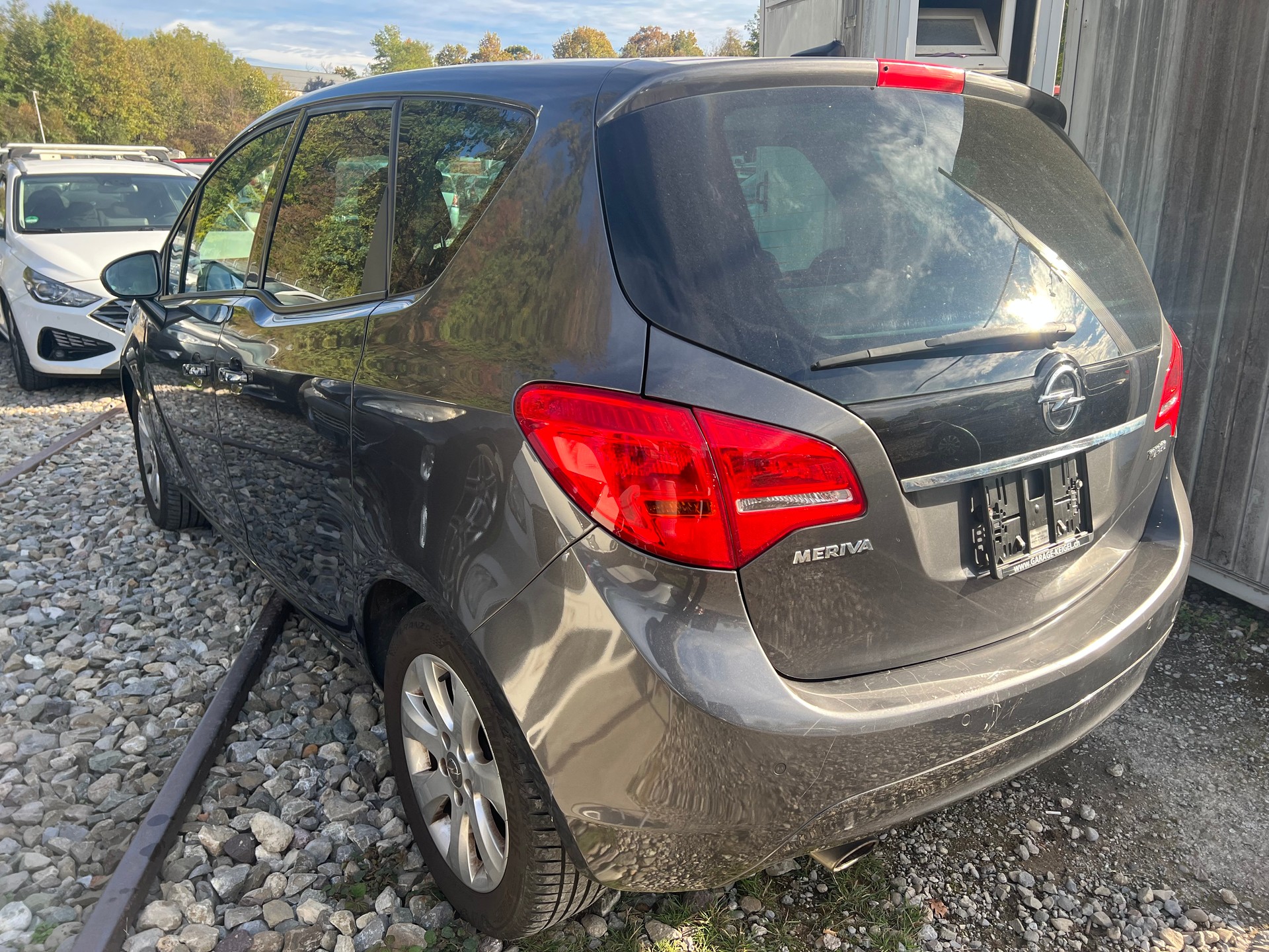 OPEL Meriva 1.4 Turbo Anniversary Edition-image-3
