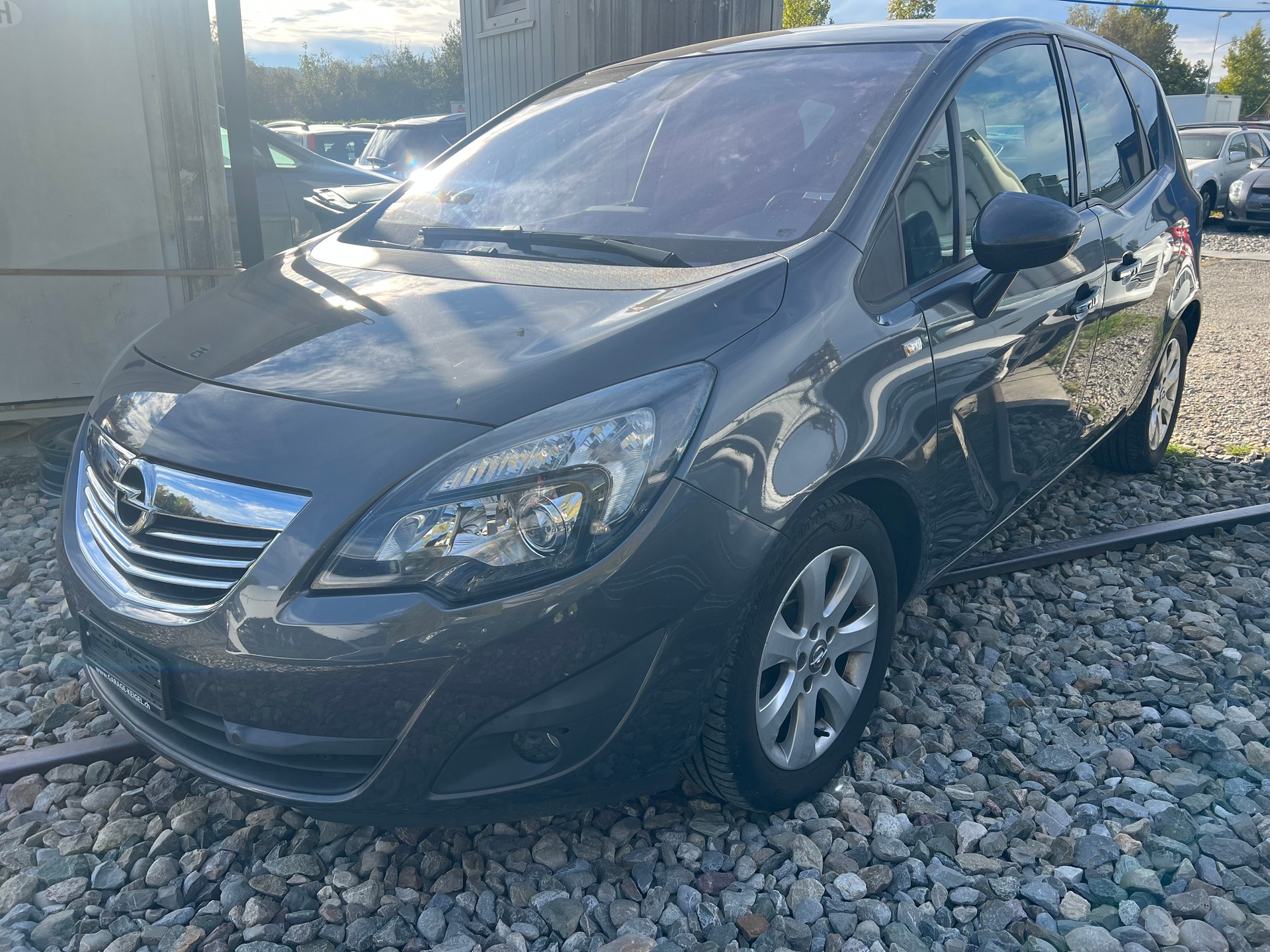 OPEL Meriva 1.4 Turbo Anniversary Edition-image-0