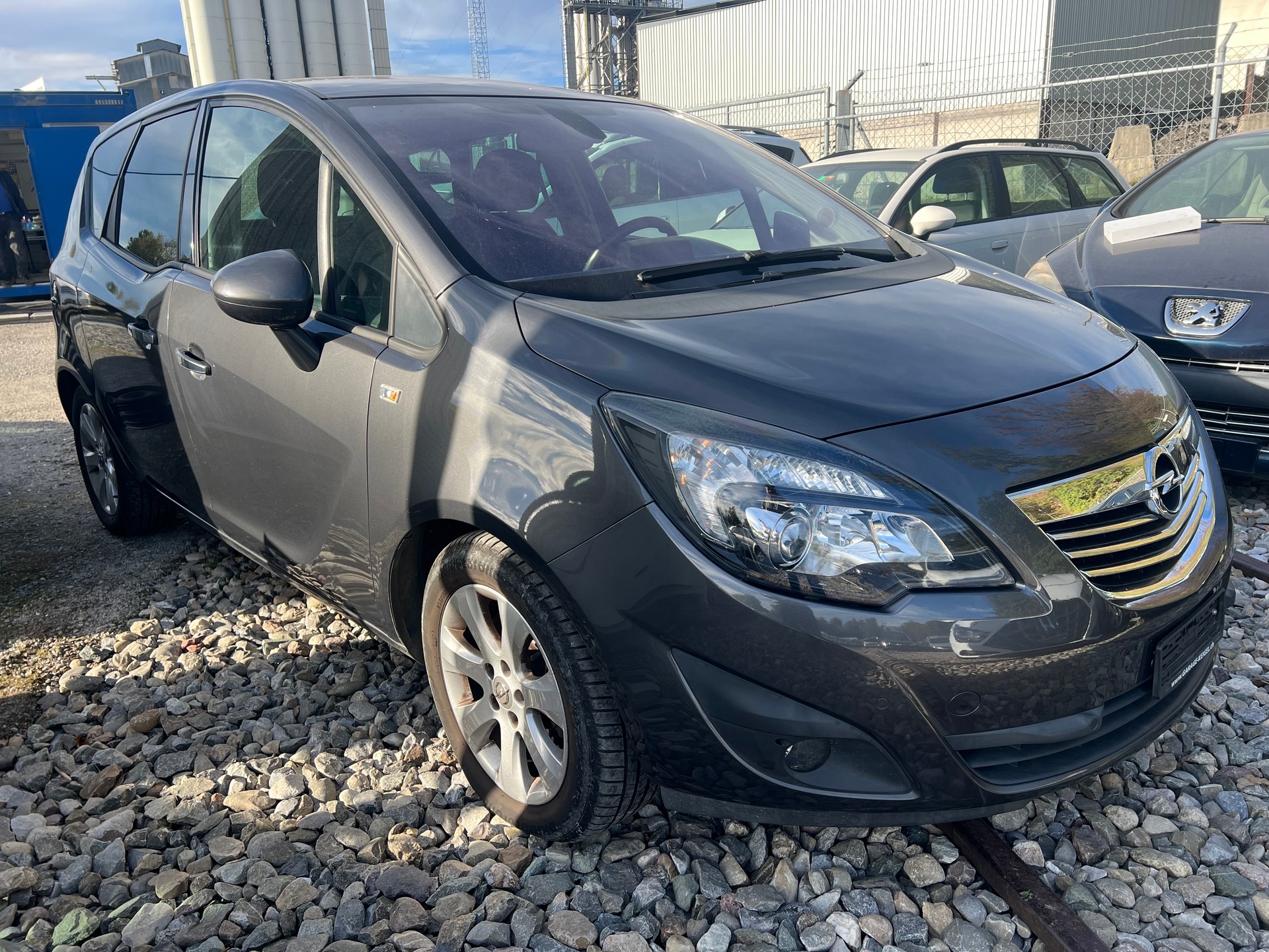 OPEL Meriva 1.4 Turbo Anniversary Edition-image-1