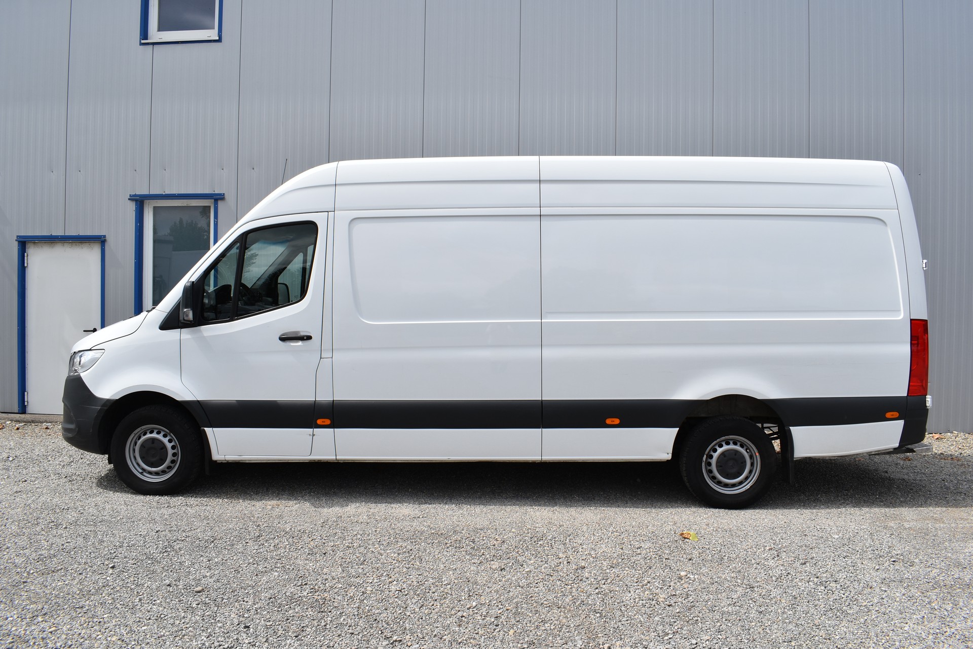 MERCEDES-BENZ Sprinter 317 CDI Lang Hoch-image-4