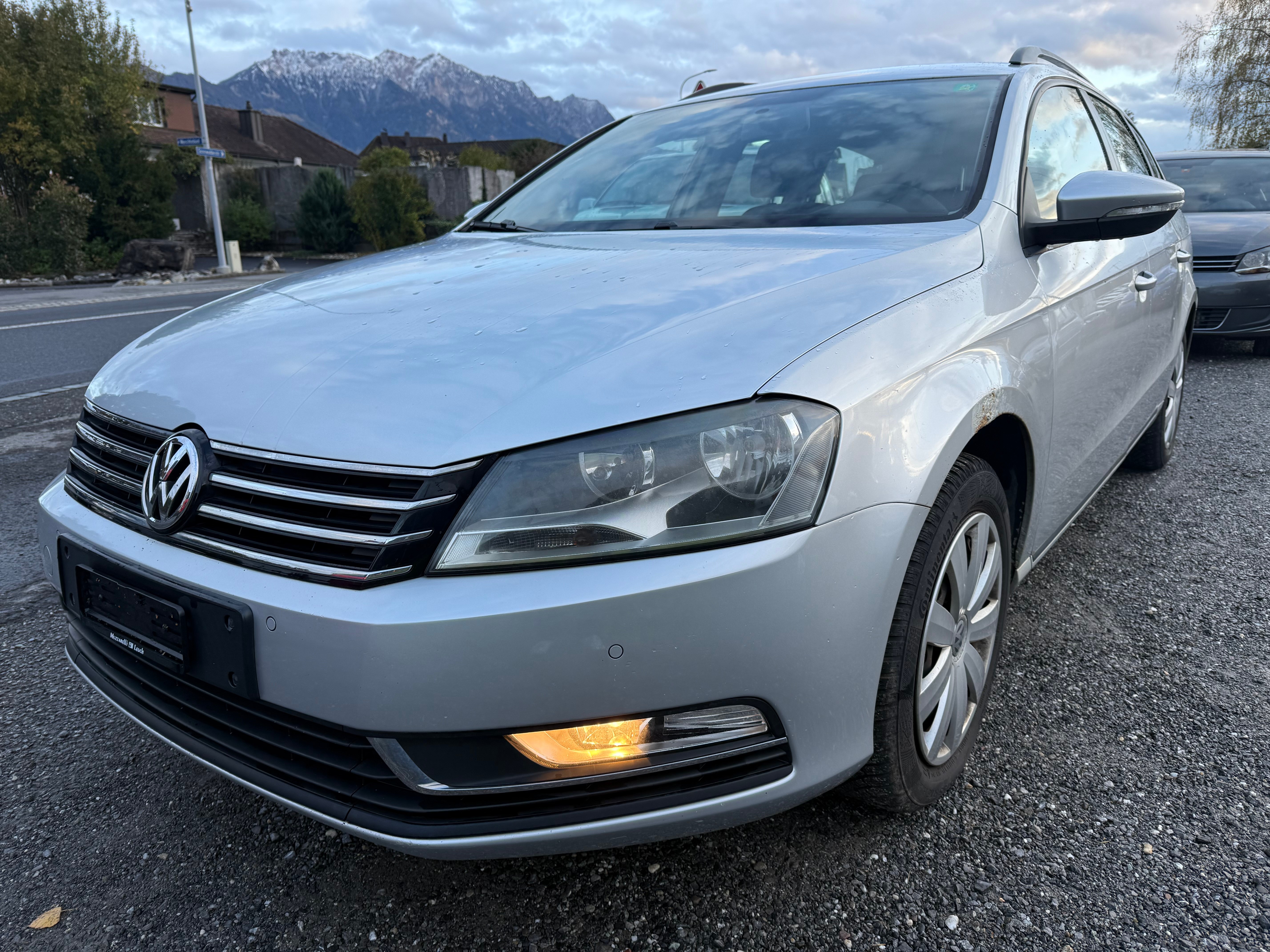 Car photo