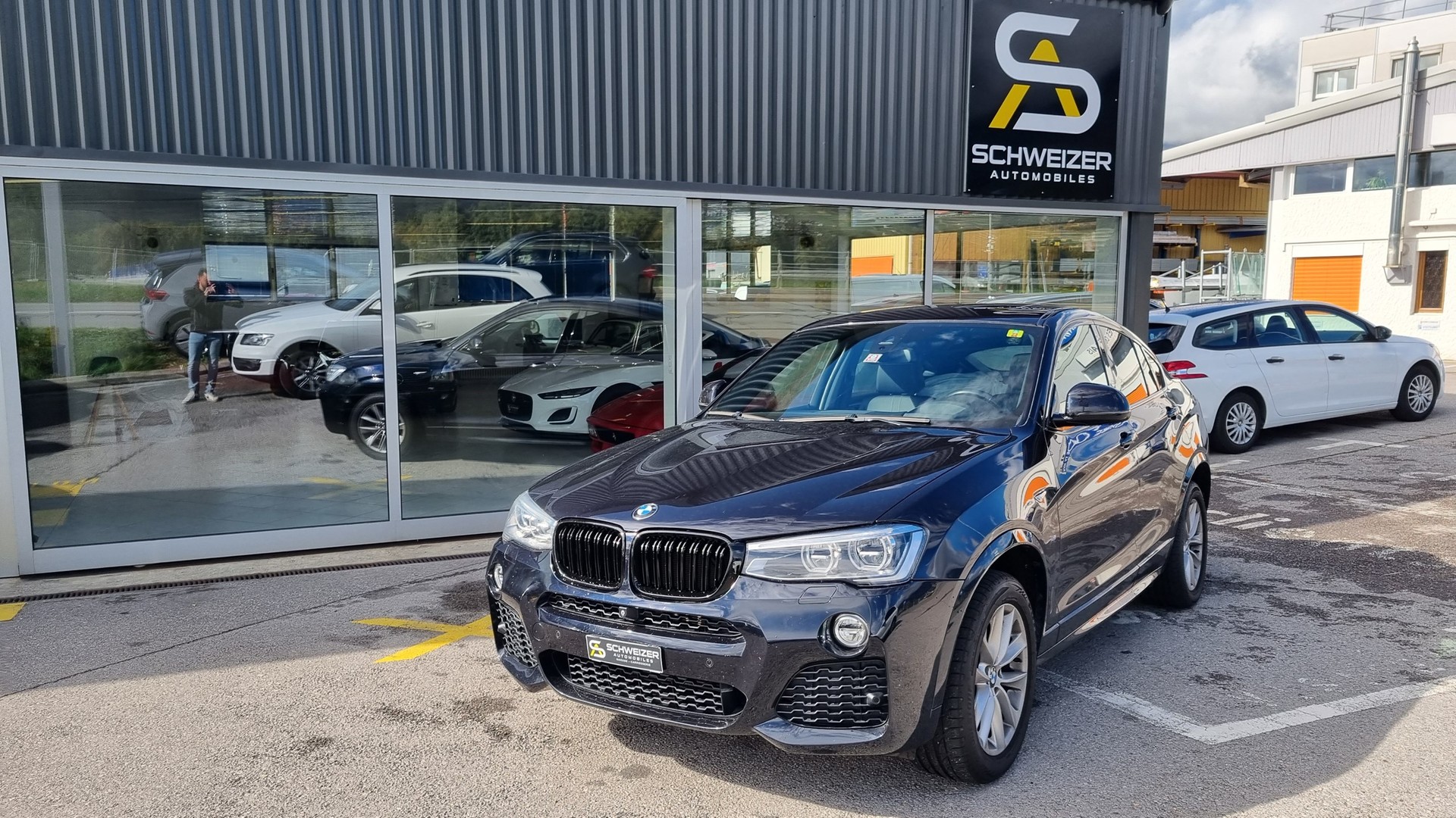 BMW X4 xDrive 35i Steptronic-image-0