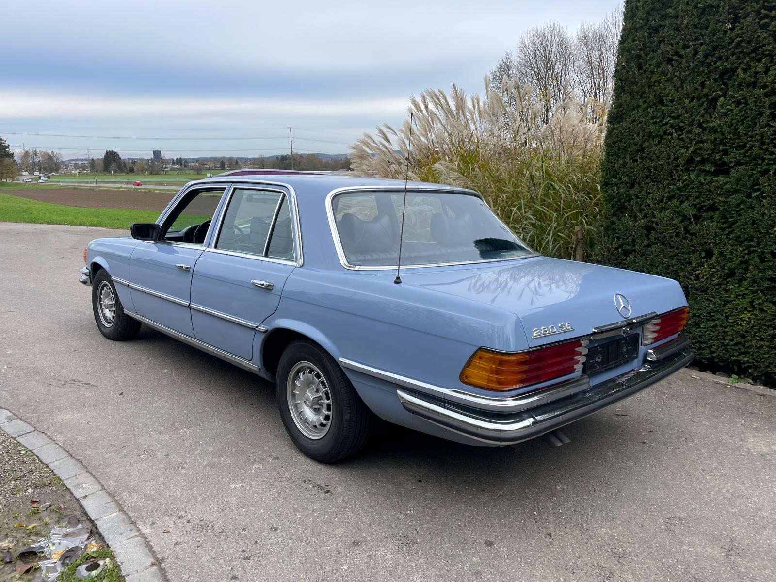 MERCEDES-BENZ SE 280-image-4