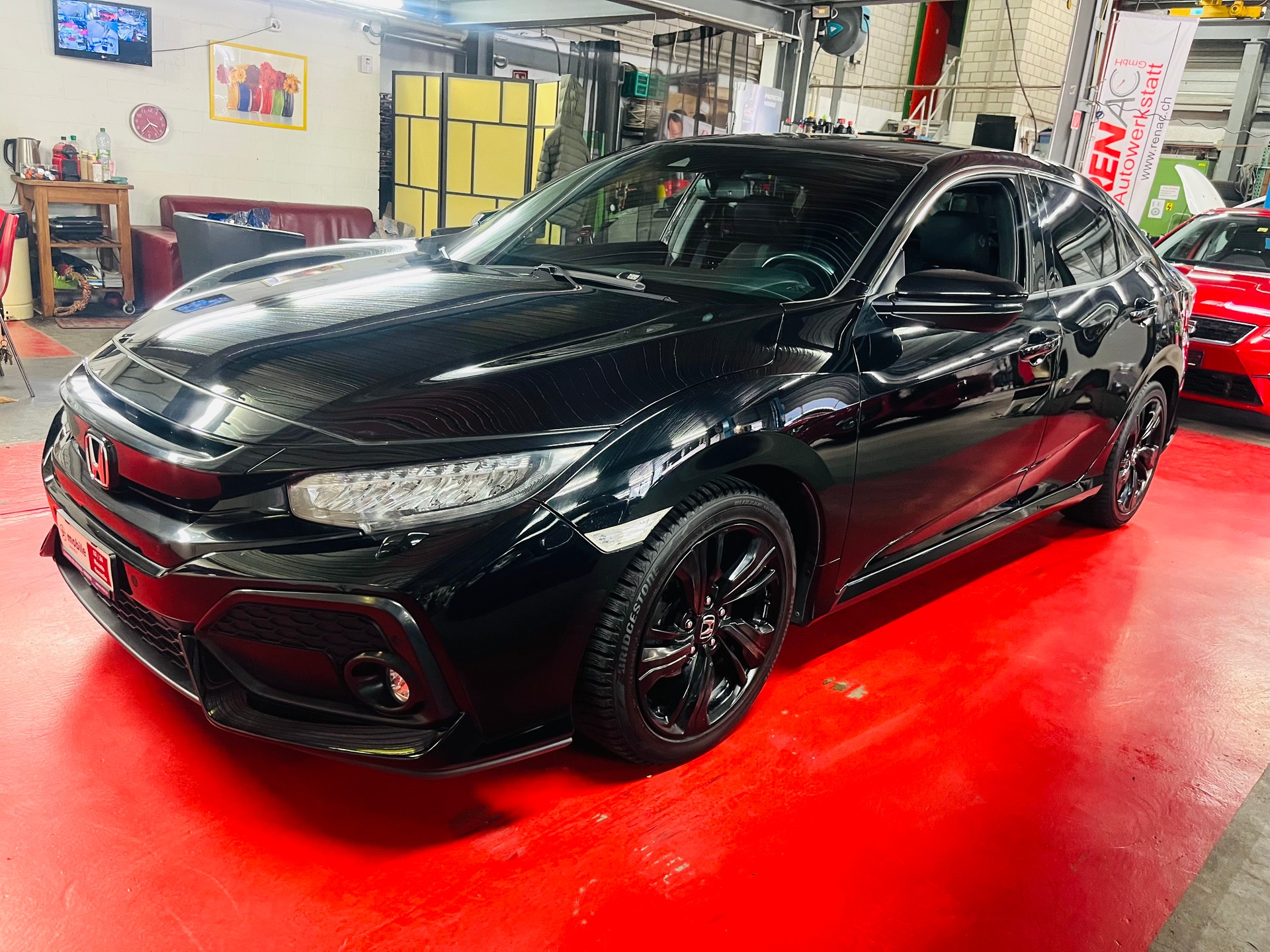 HONDA Civic 1.0 VTEC Elegance CVT-image-0
