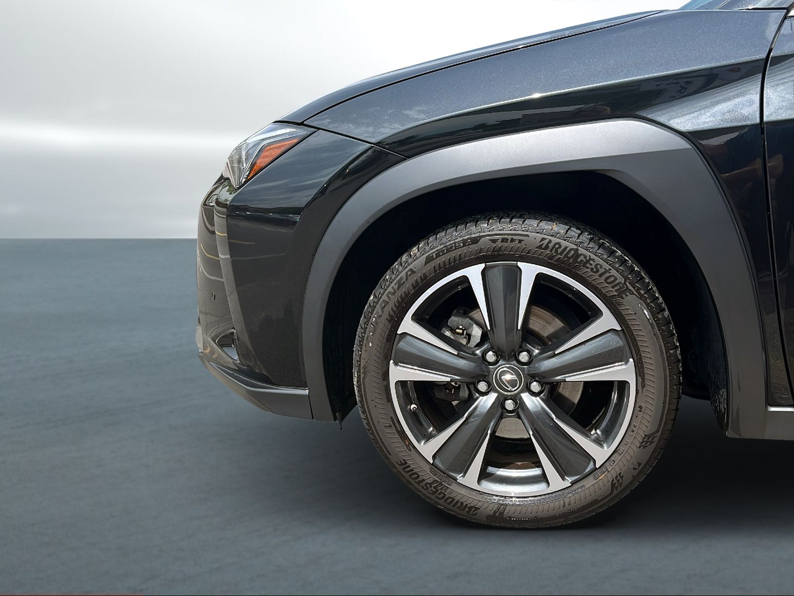 LEXUS UX 250h Comfort AWD Automatic-image-2