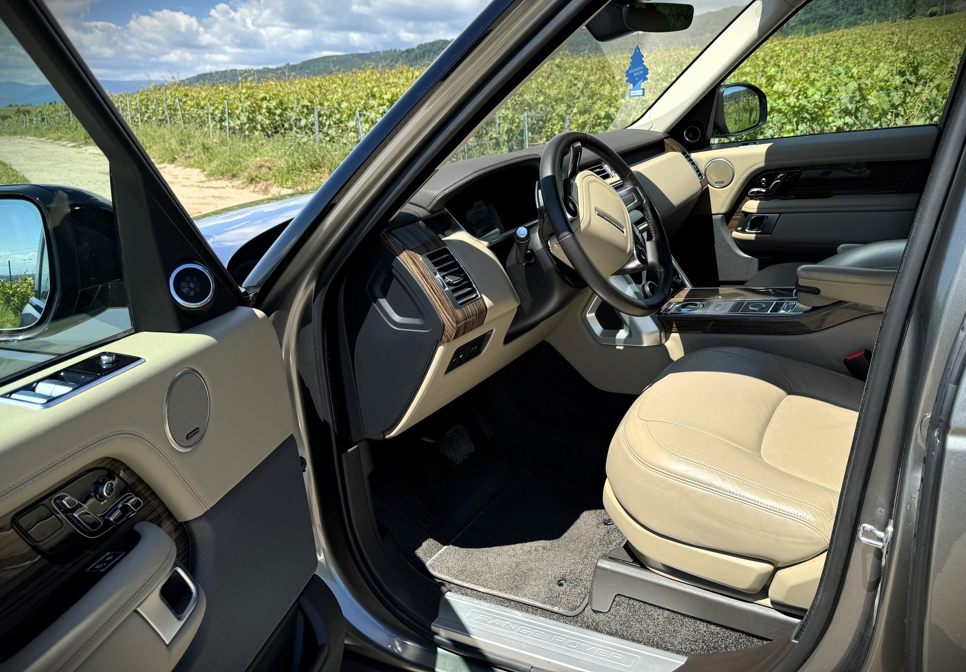 LAND ROVER Range Rover 2.0 Si4 P400e PHEV Vogue Automatic-image-15