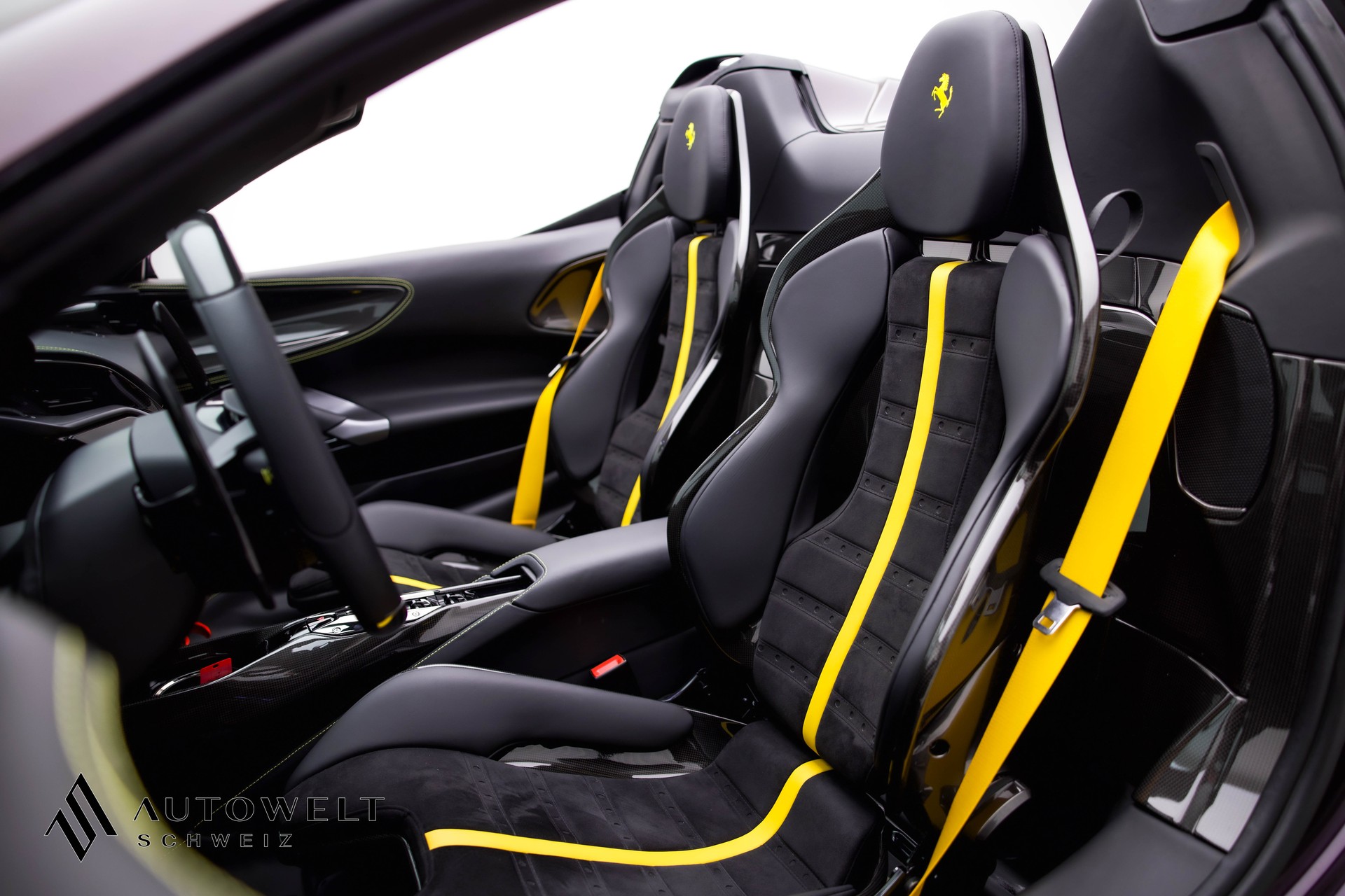 FERRARI SF90 Spider Tailor Made-image-15