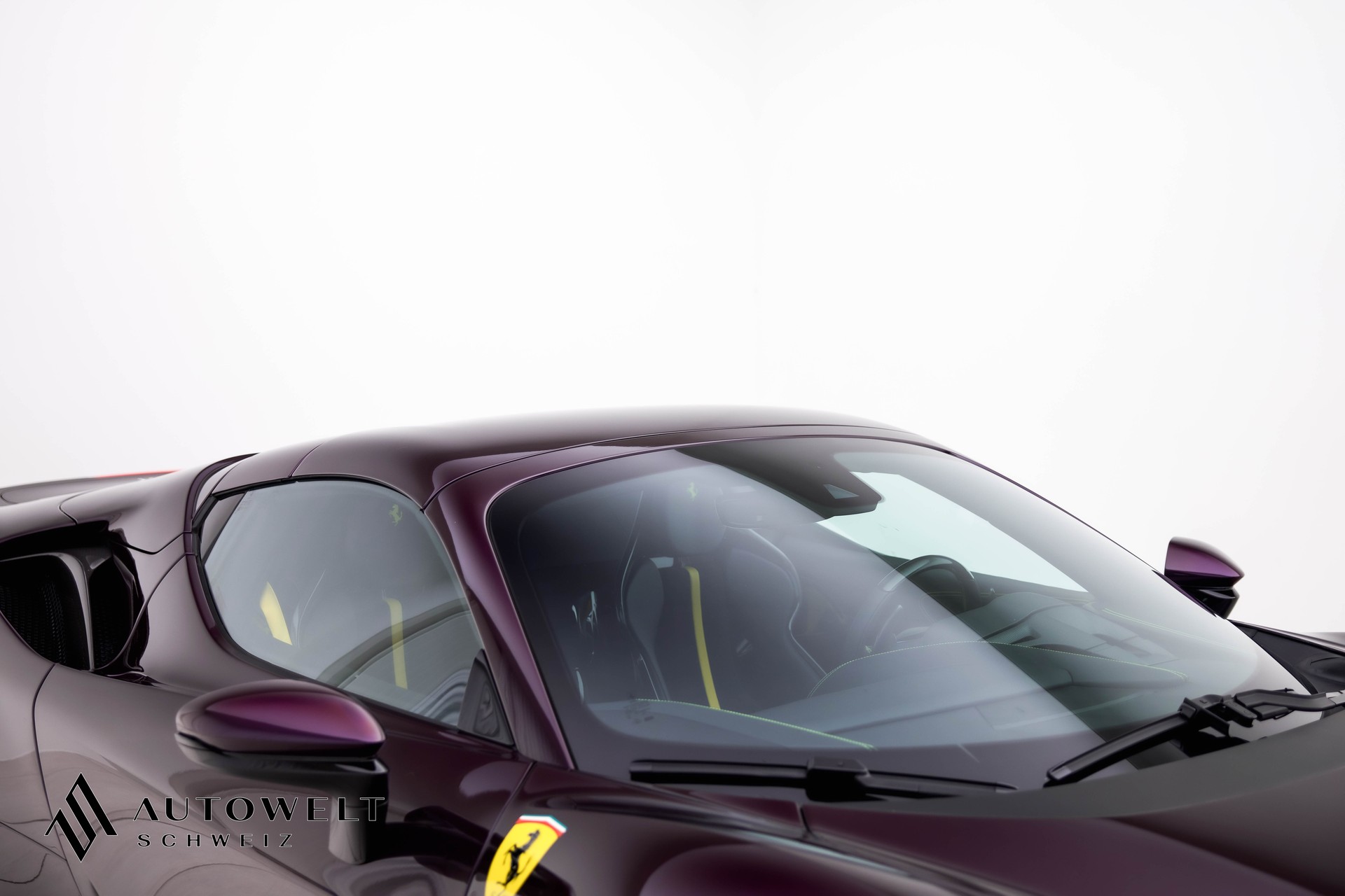 FERRARI SF90 Spider Tailor Made-image-12