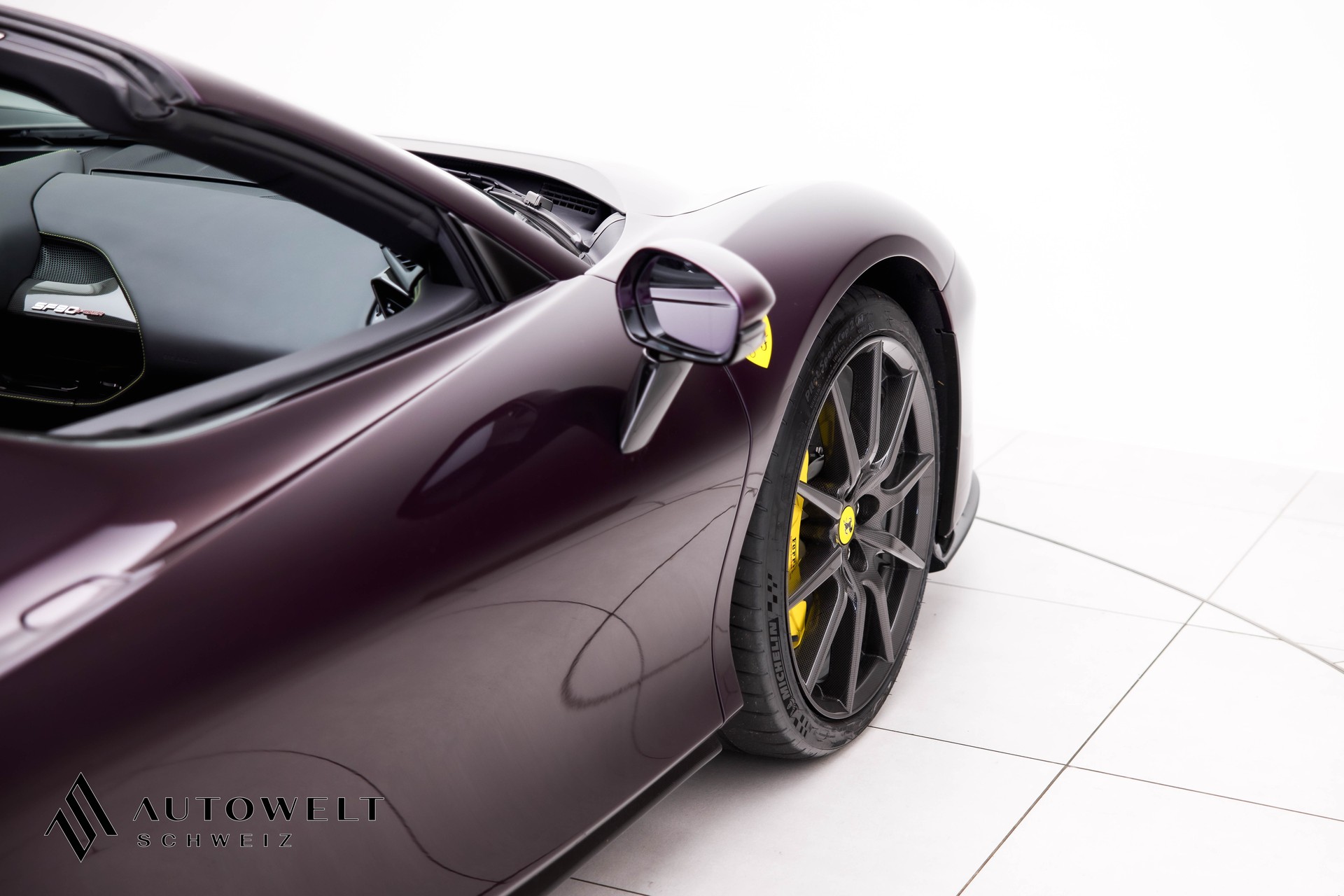 FERRARI SF90 Spider Tailor Made-image-11