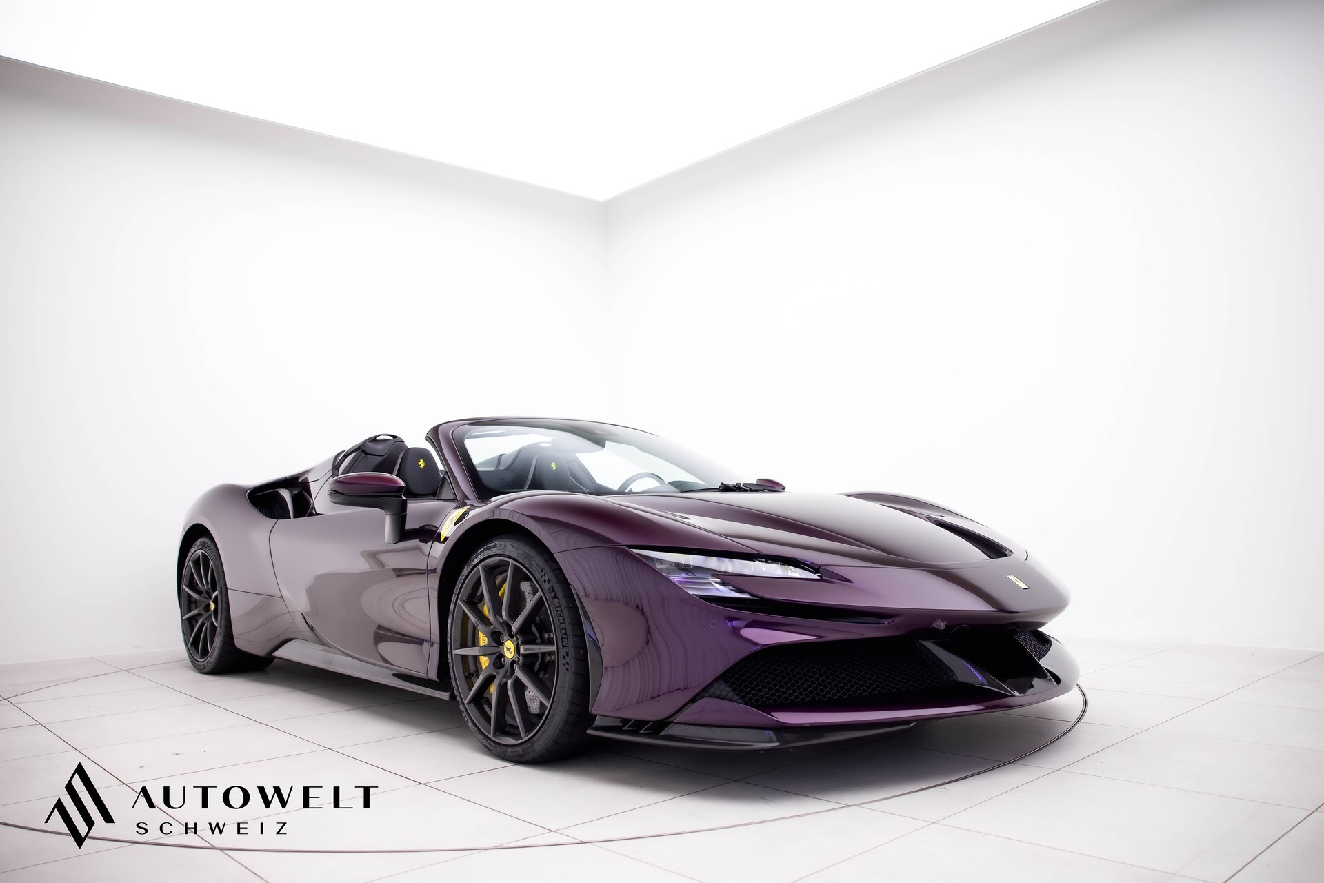 FERRARI SF90 Spider Tailor Made-image-0