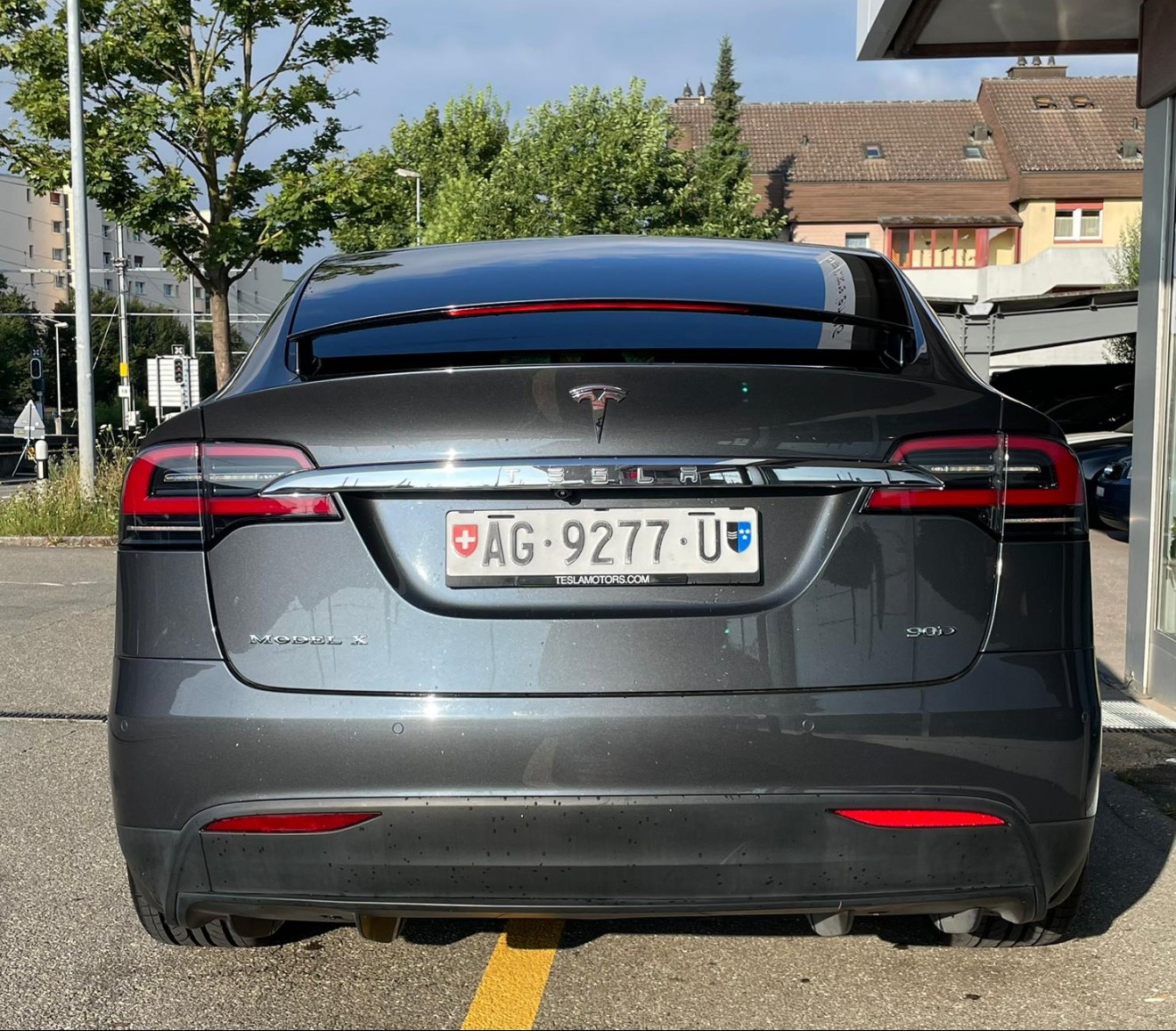 TESLA MODEL X 90 D 525PS 4x4 0-100Km/h in 5S Autopilot-image-4