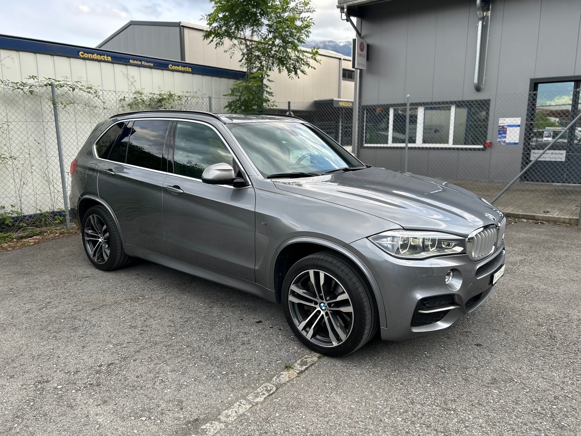 BMW X5 xDrive M50d Steptronic-image-1