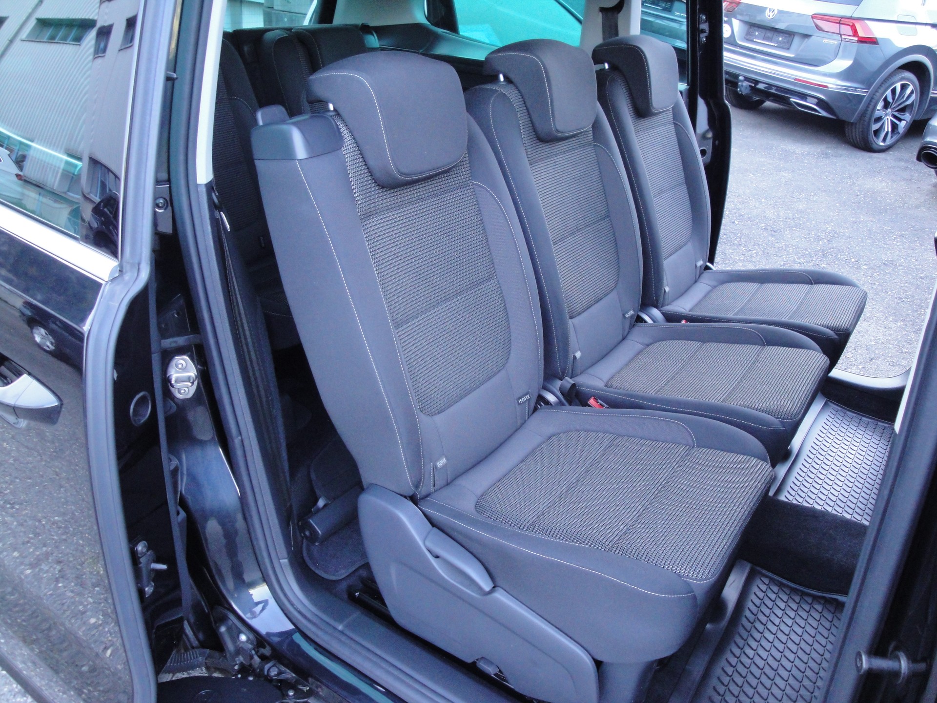 VW Sharan 1.4TSI BMT Comfort 7-Sitzer-image-9