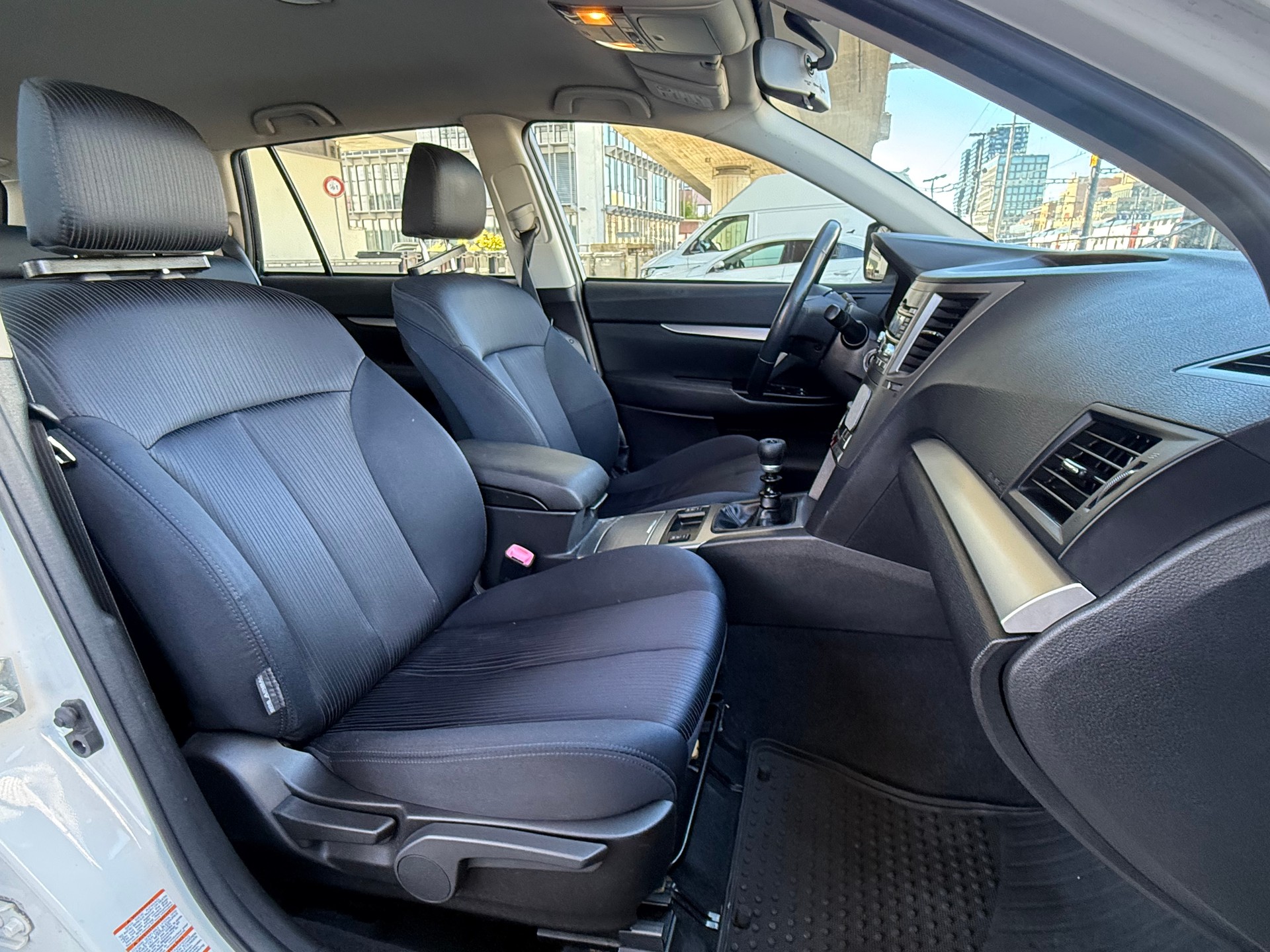 SUBARU Legacy 2.0D Swiss AWD-image-12