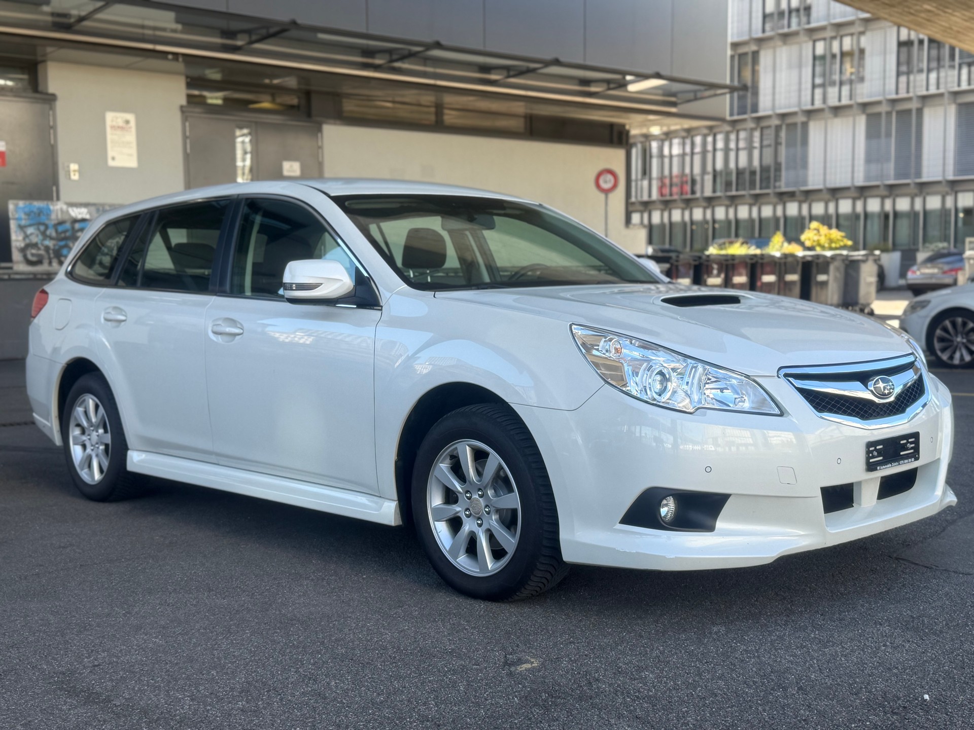 SUBARU Legacy 2.0D Swiss AWD-image-0