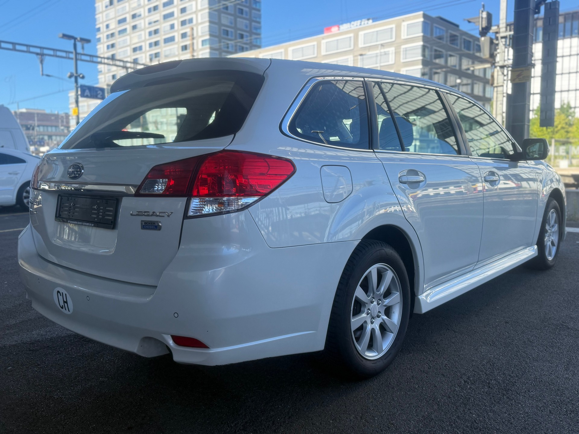 SUBARU Legacy 2.0D Swiss AWD-image-5