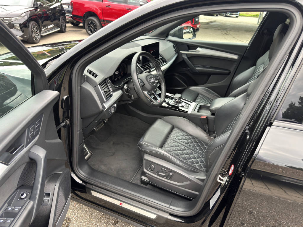 AUDI Q5 2.0 40 TDI S Line quattro S-Tronic-image-10