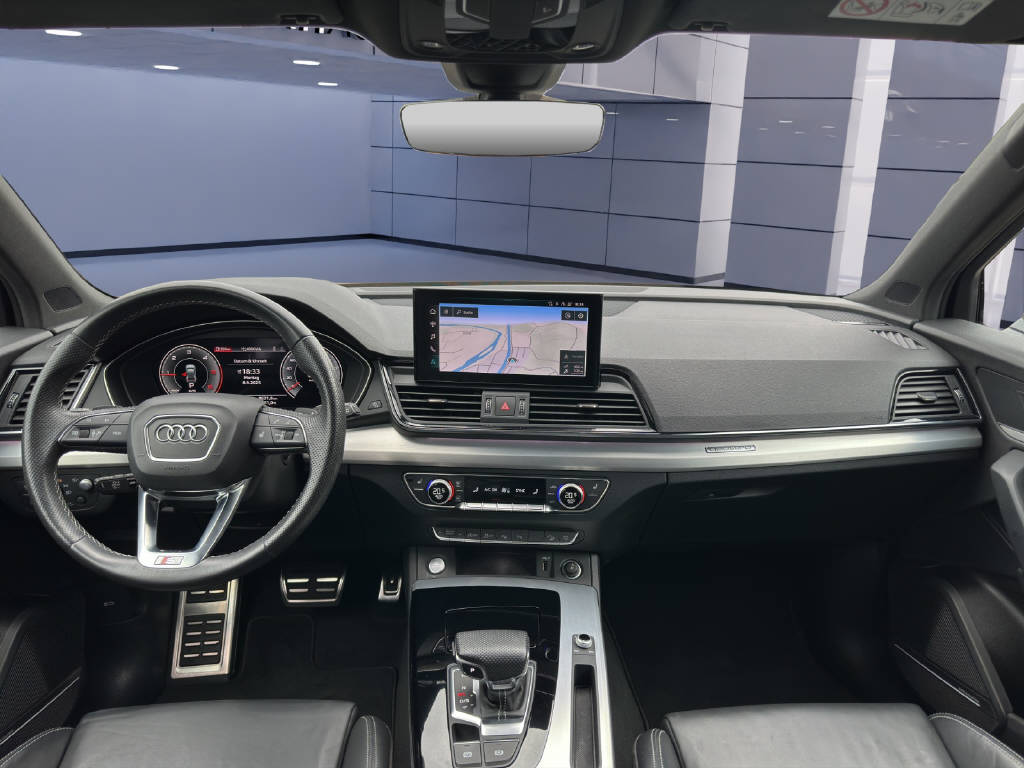 AUDI Q5 2.0 40 TDI S Line quattro S-Tronic-image-4