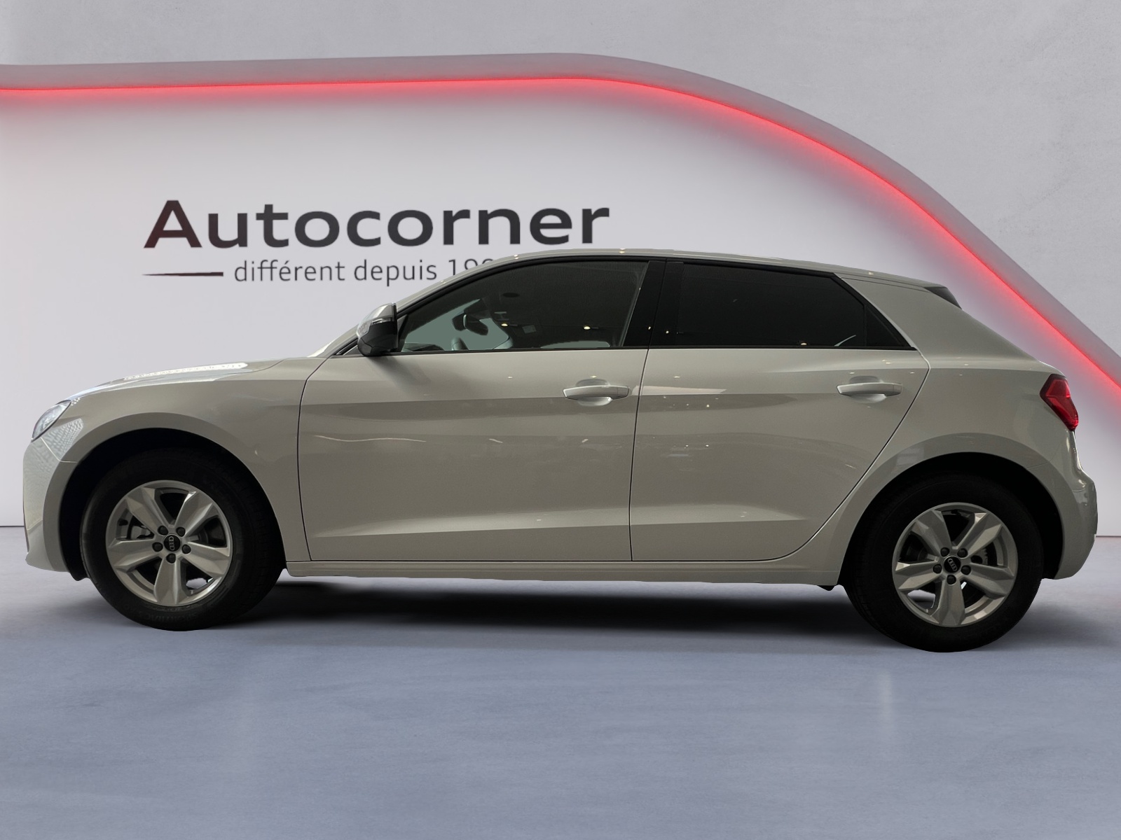 AUDI A1 Sportback 30 TFSI Attraction-showroom-element-1