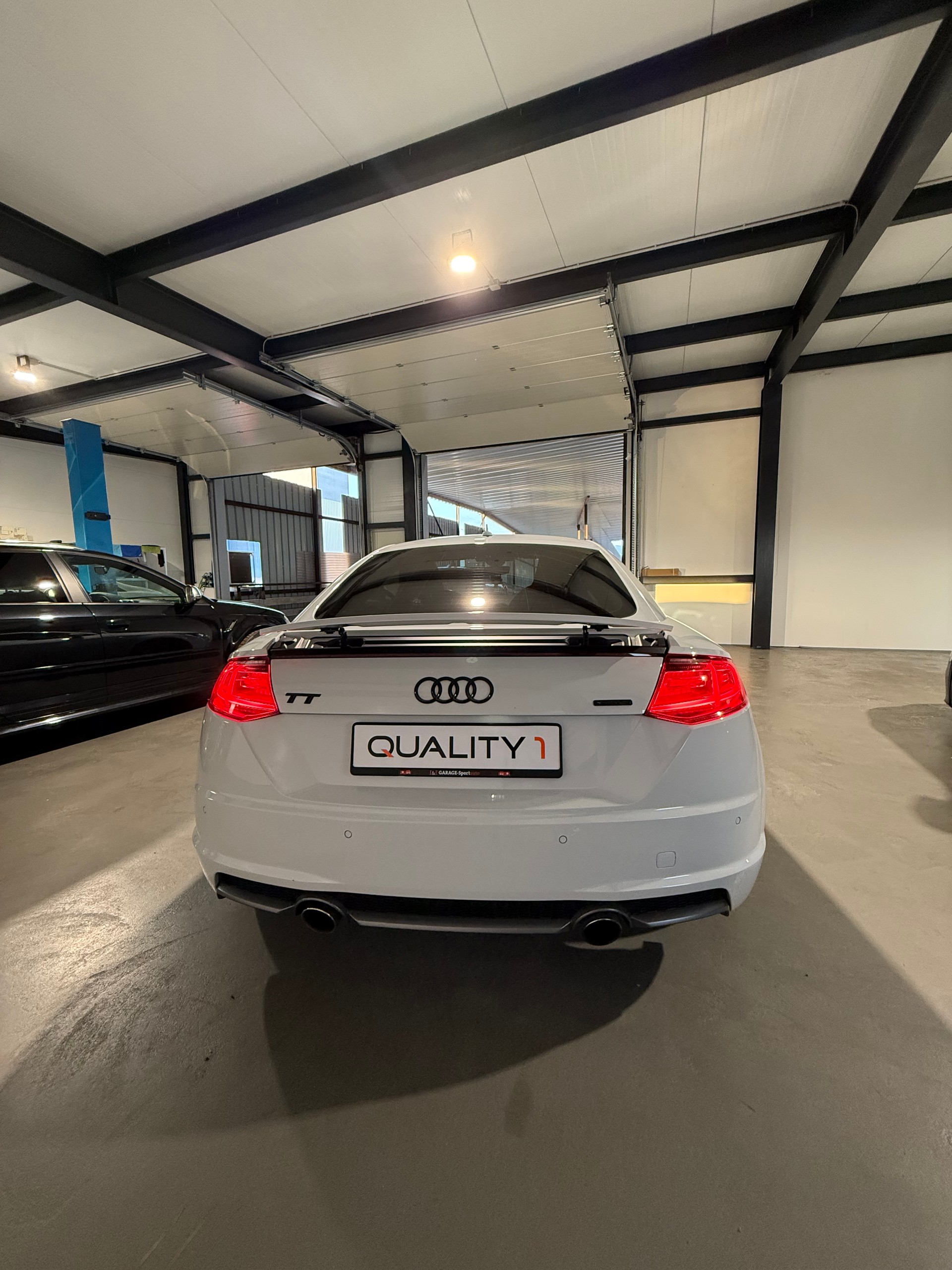 AUDI 2.0 TFSI quattro S-Line-image-8