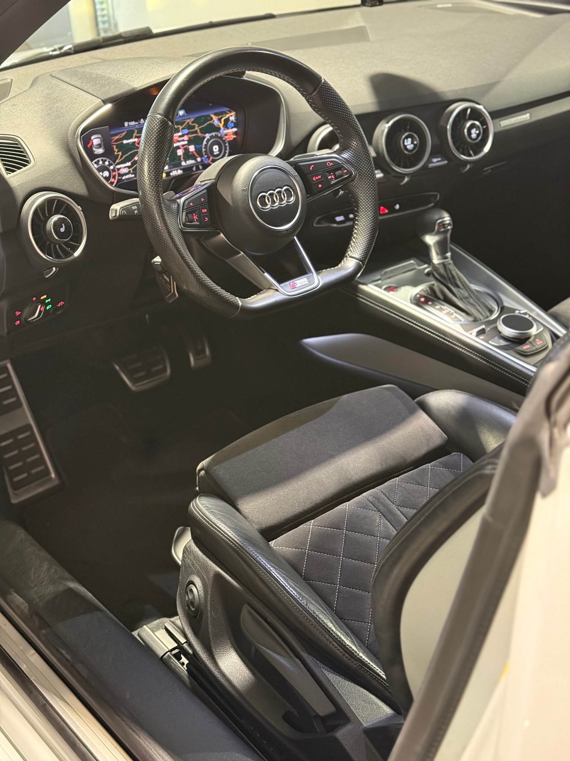 AUDI 2.0 TFSI quattro S-Line-image-11