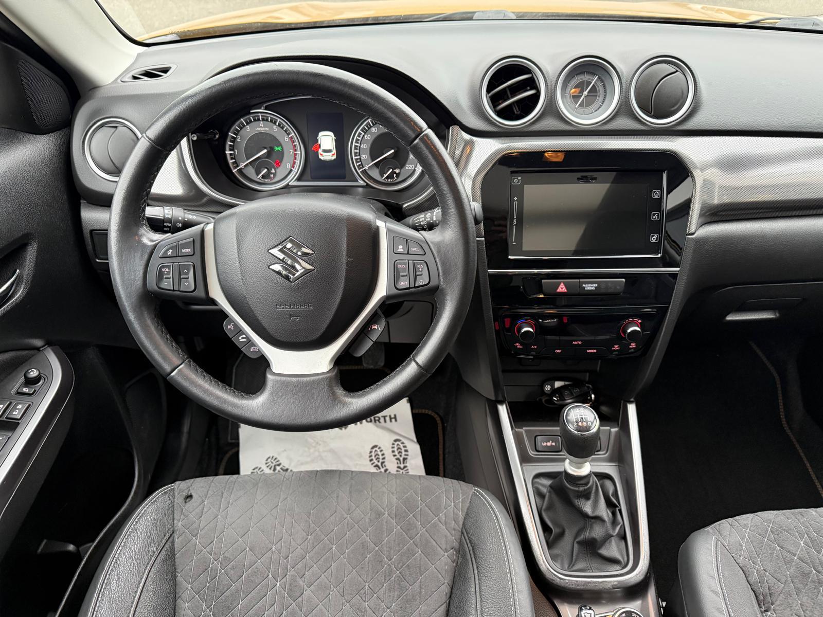 SUZUKI Vitara 1.4 T Compact Top 4x4-image-8