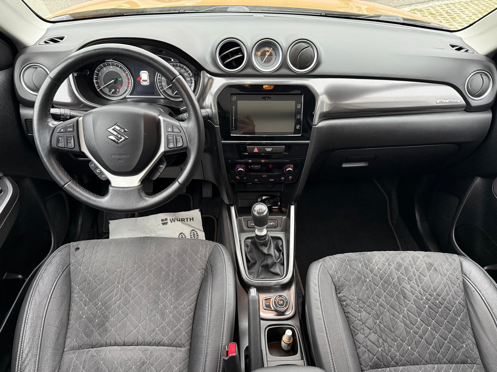 SUZUKI Vitara 1.4 T Compact Top 4x4-image-7