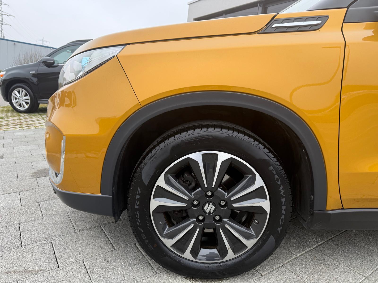 SUZUKI Vitara 1.4 T Compact Top 4x4-image-24