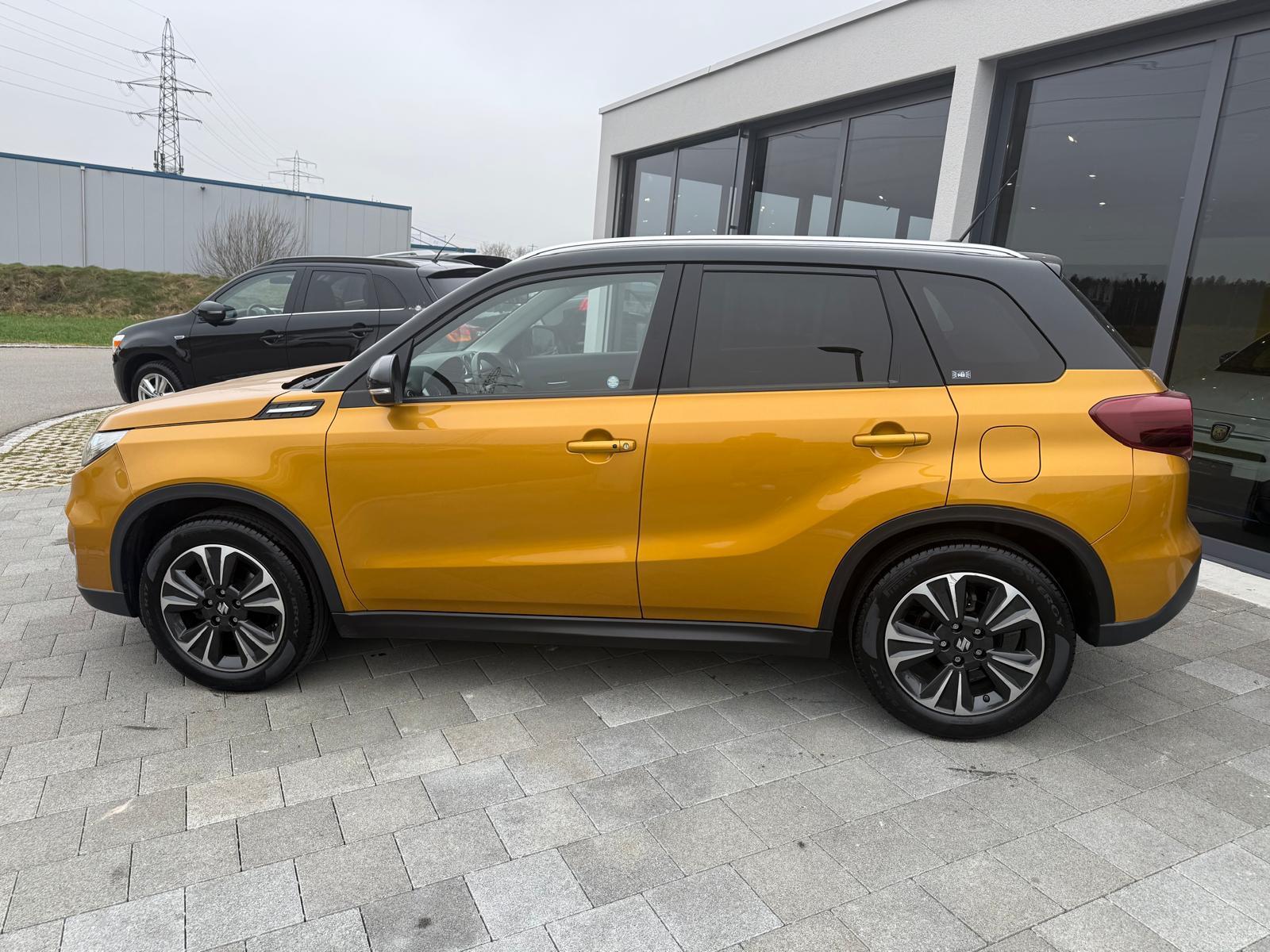 SUZUKI Vitara 1.4 T Compact Top 4x4-image-25