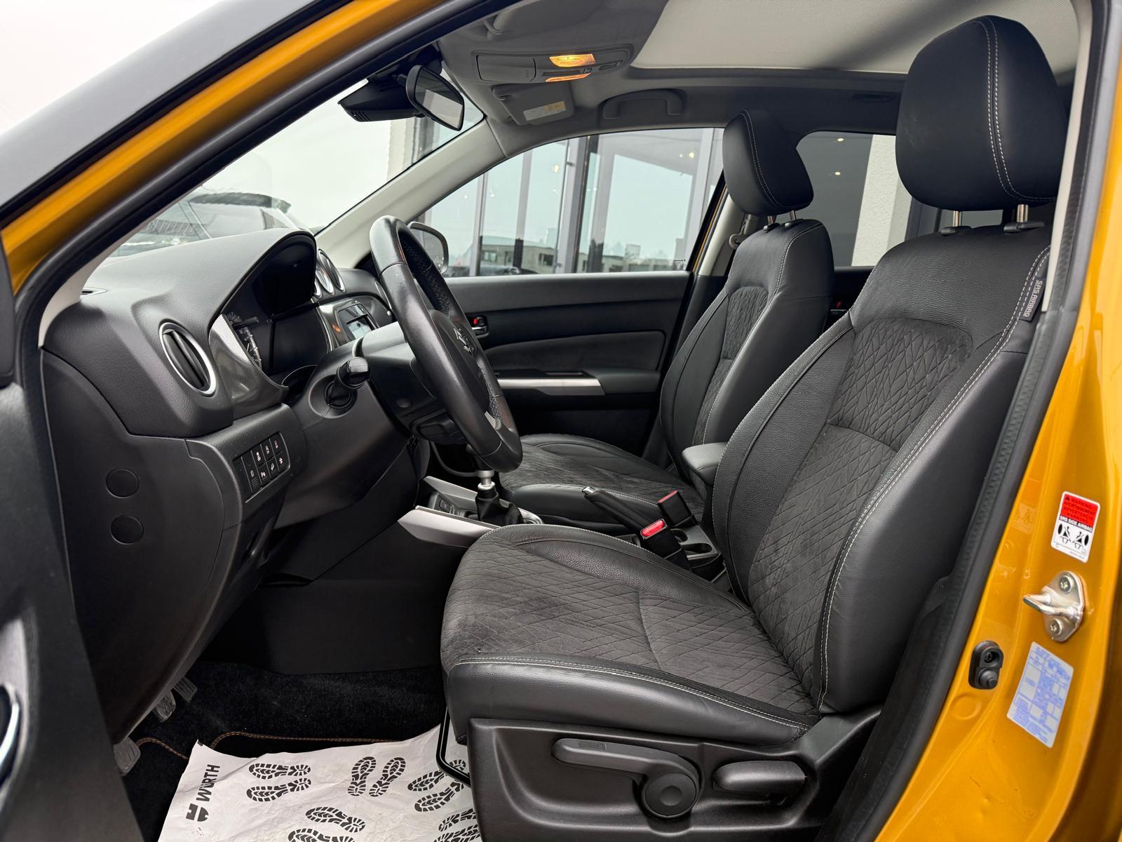 SUZUKI Vitara 1.4 T Compact Top 4x4-image-20